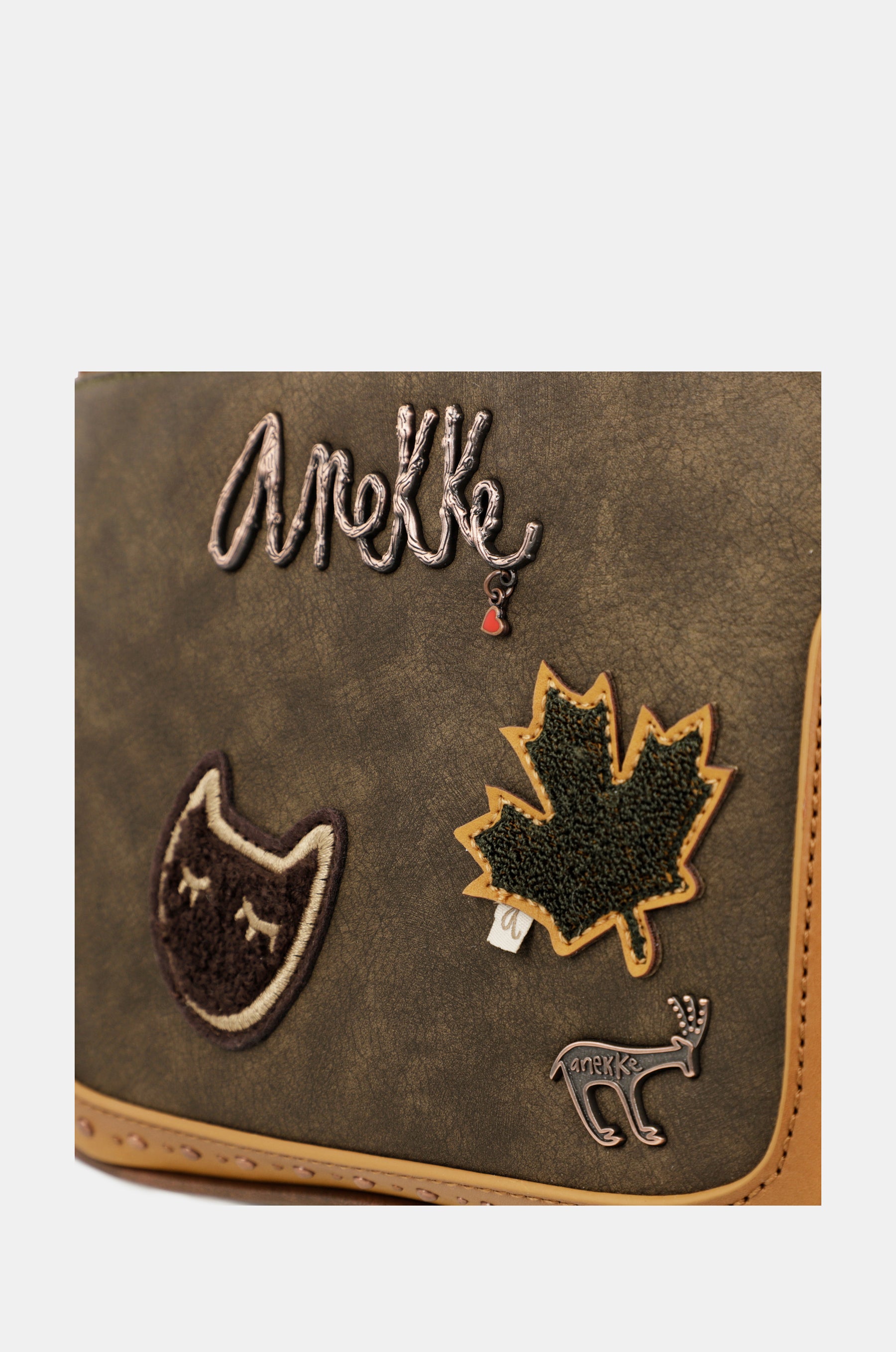 Wild green shoulder bag