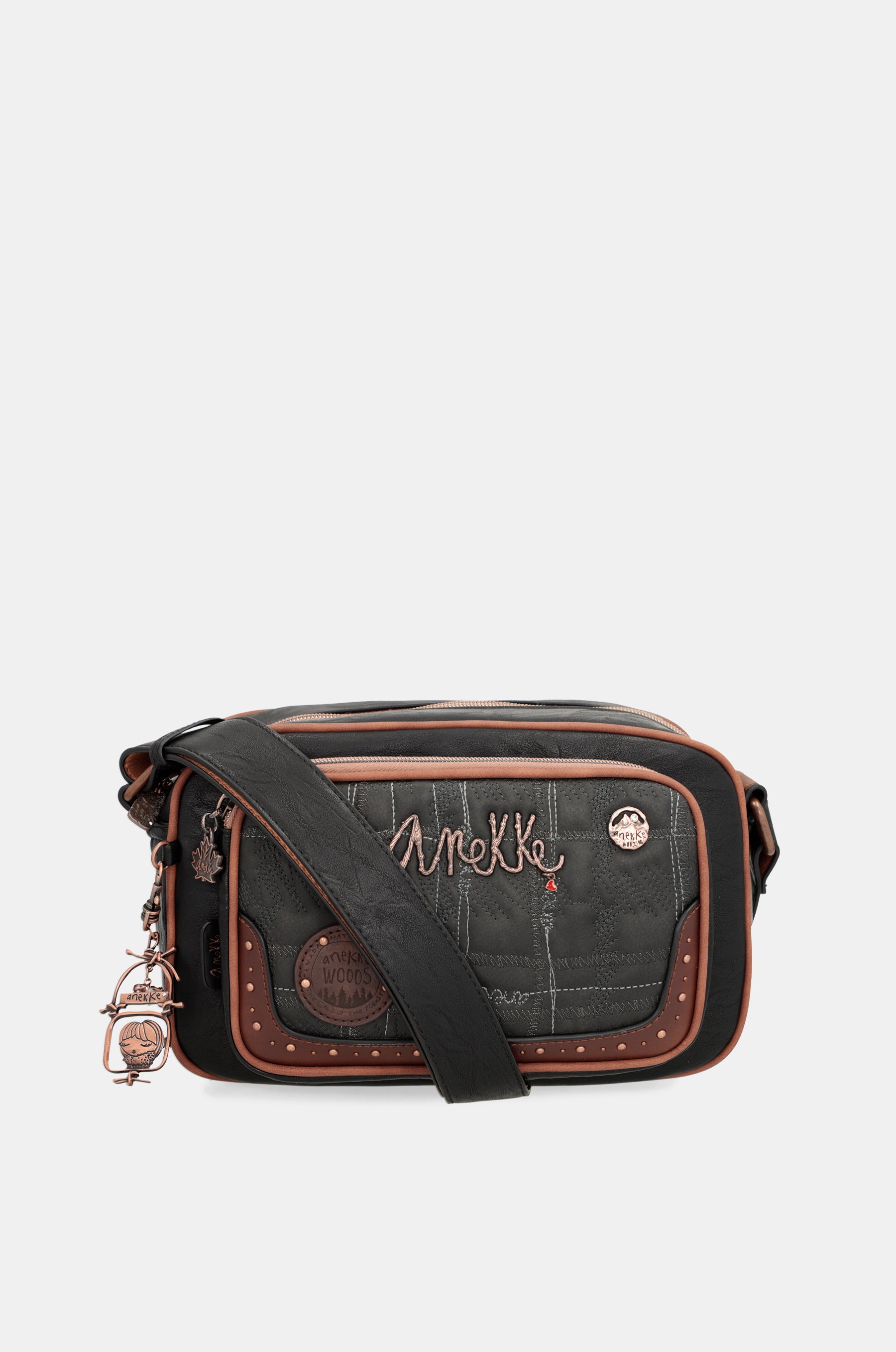 Wild shoulder bag with front pocket