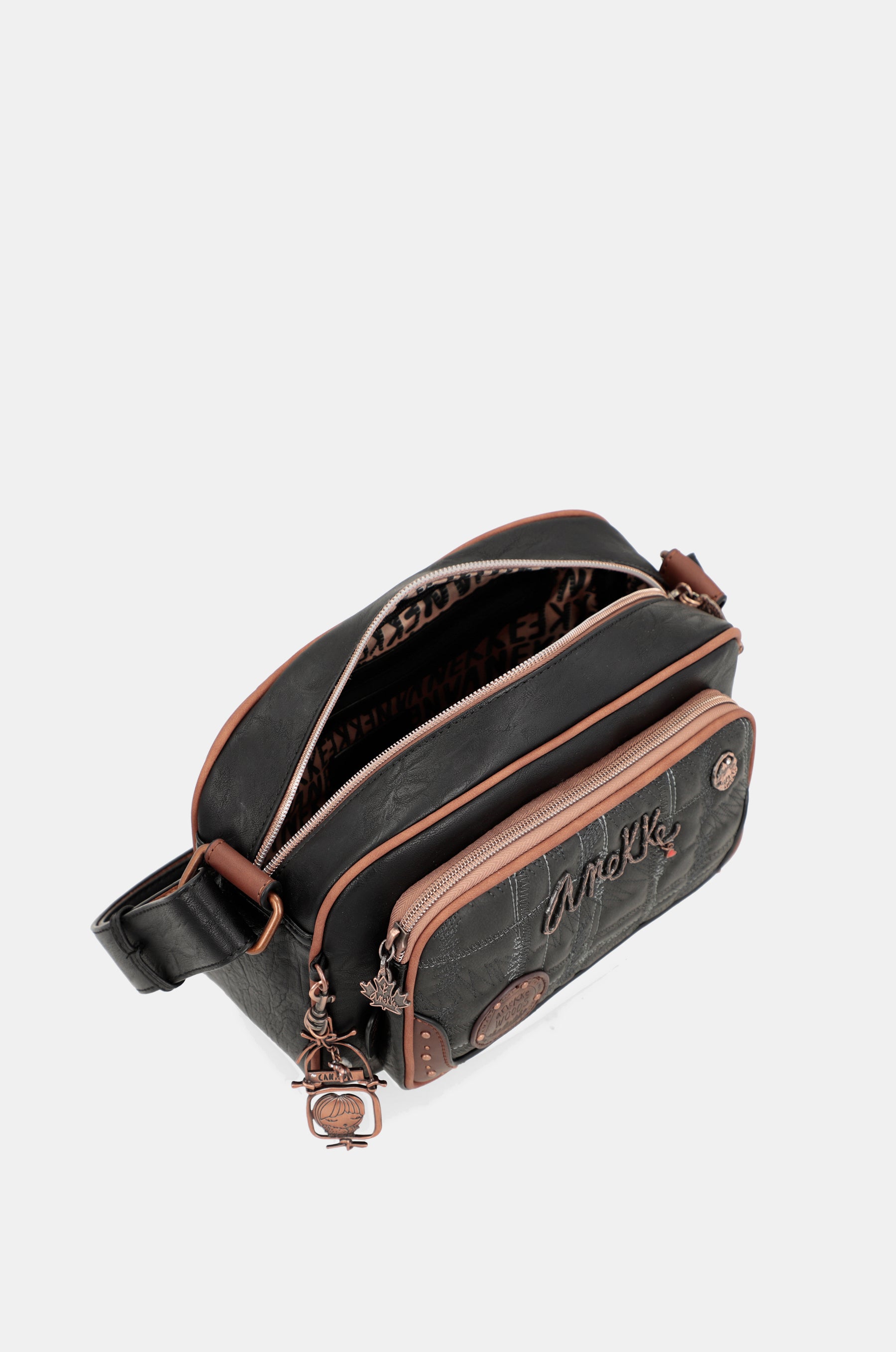 Wild shoulder bag with front pocket