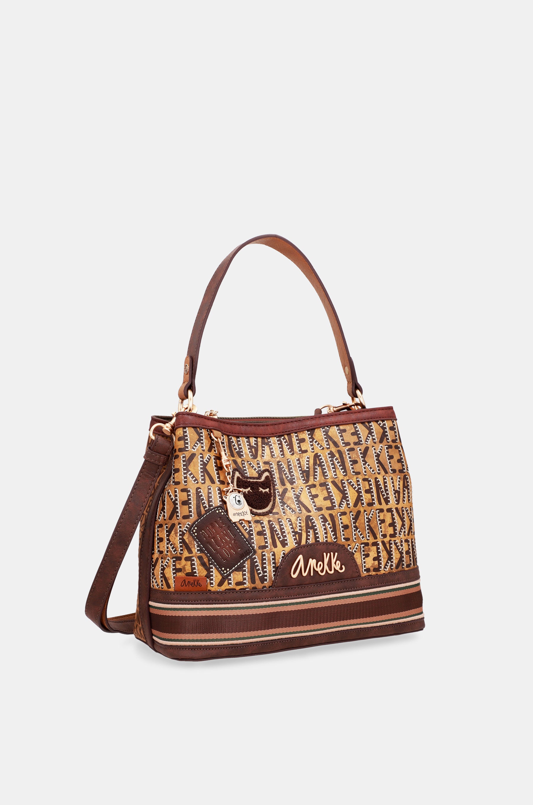 Urban shoulder bag with shoulder strap