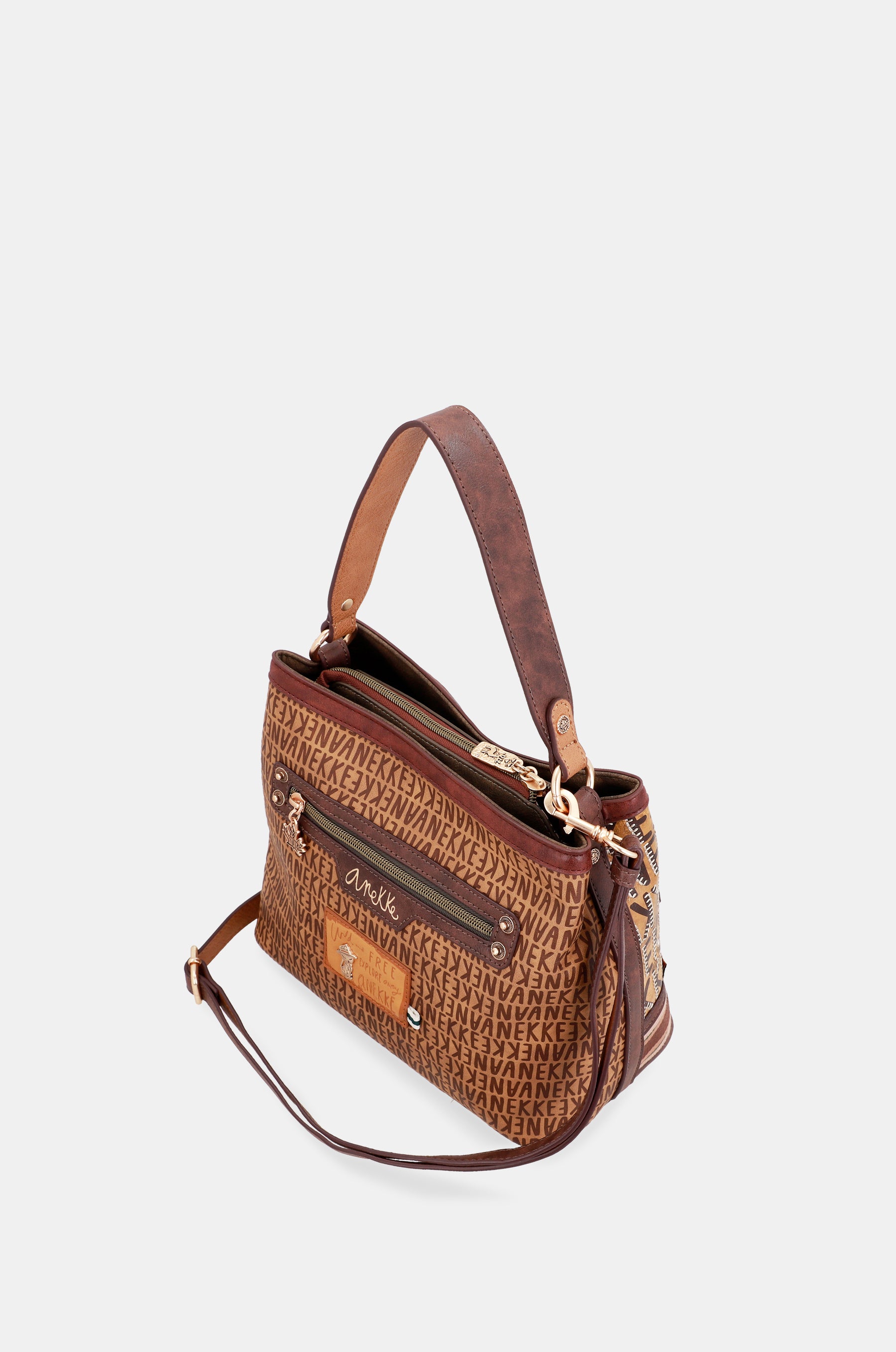 Urban shoulder bag with shoulder strap