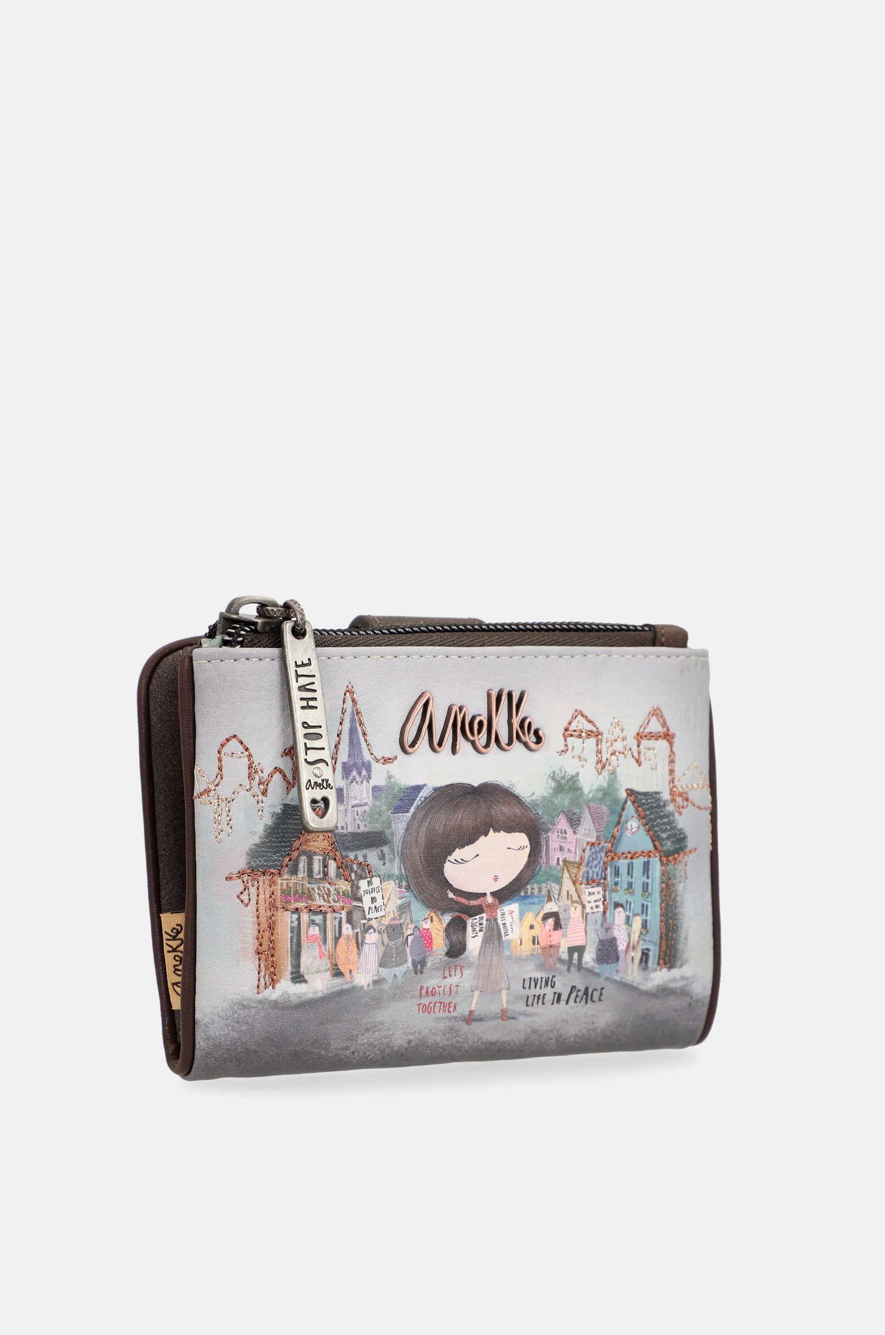 Medium soft material wallet Voice