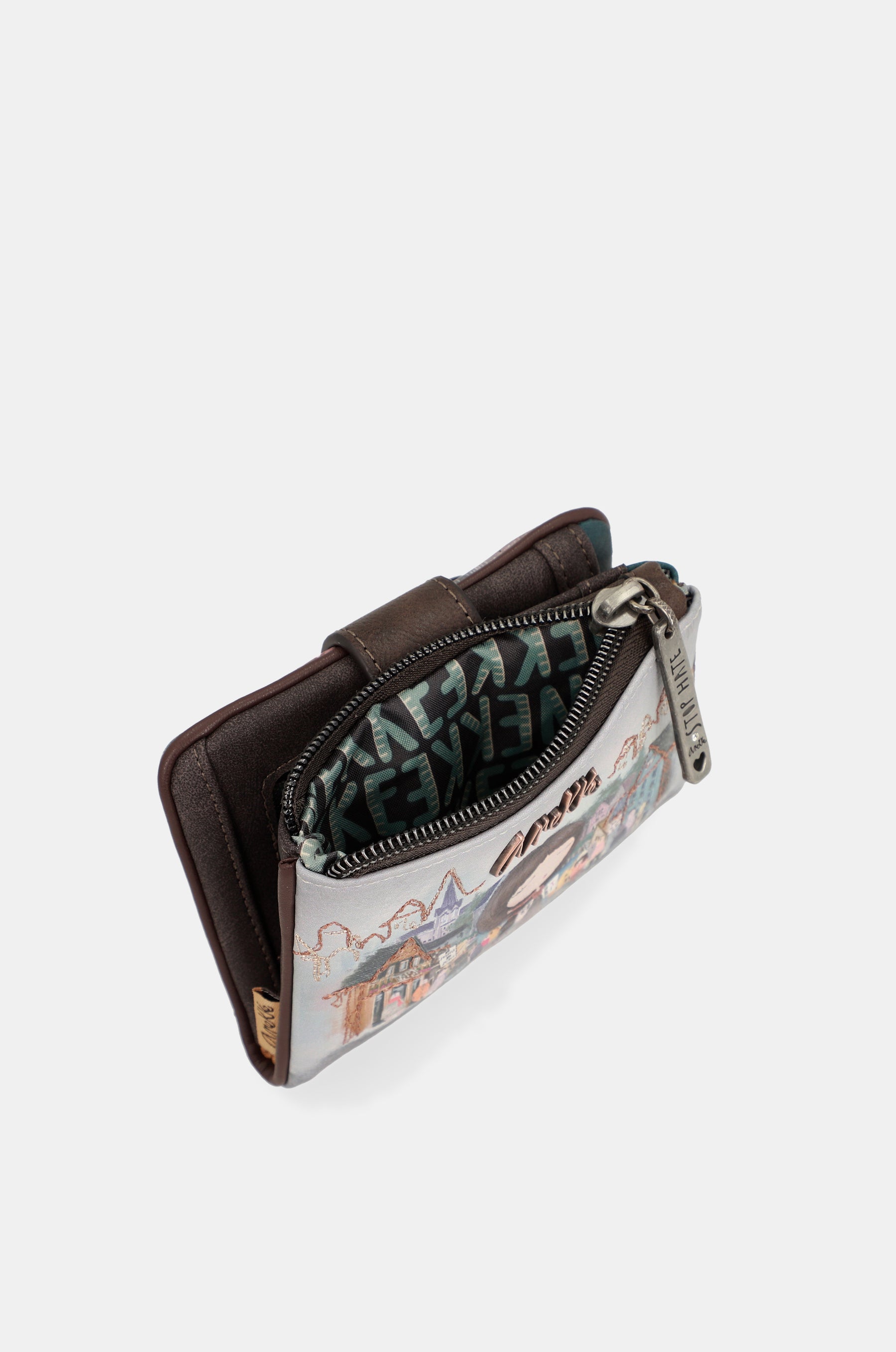 Medium soft material wallet Voice