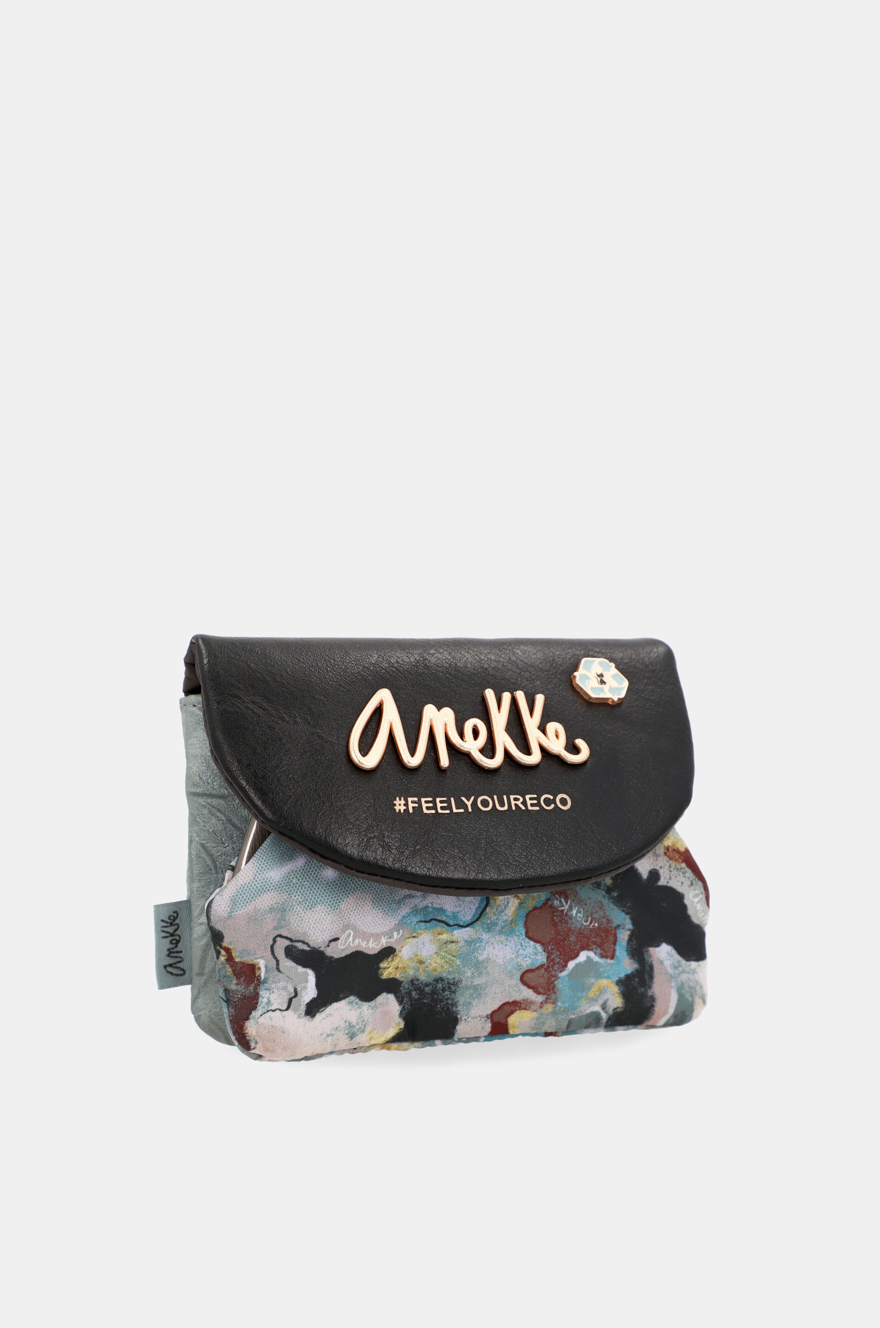 Nature Woods coin purse with flap
