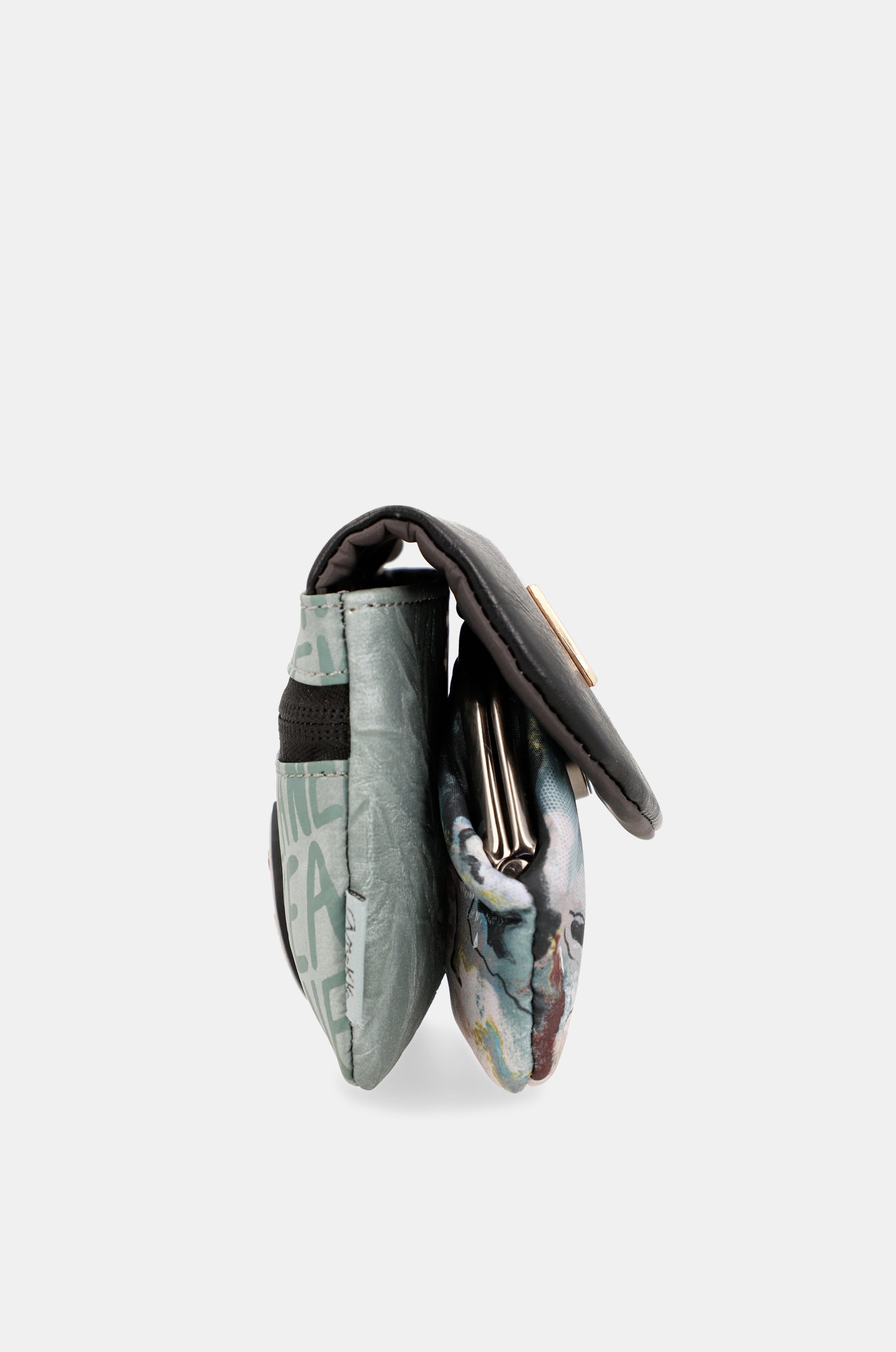 Nature Woods coin purse with flap