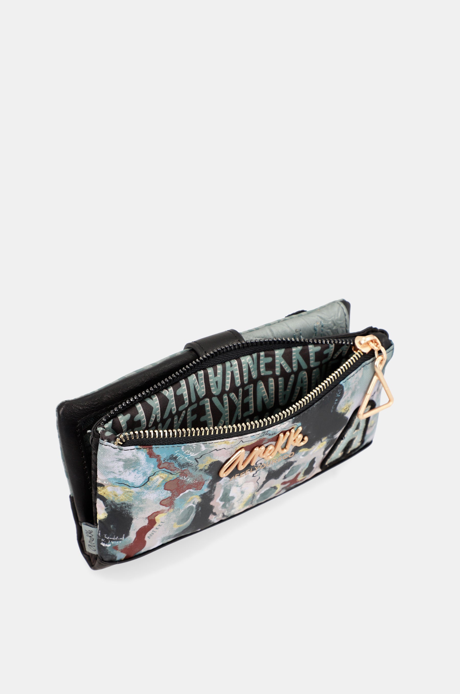 Nature Woods wallet with removable card holder