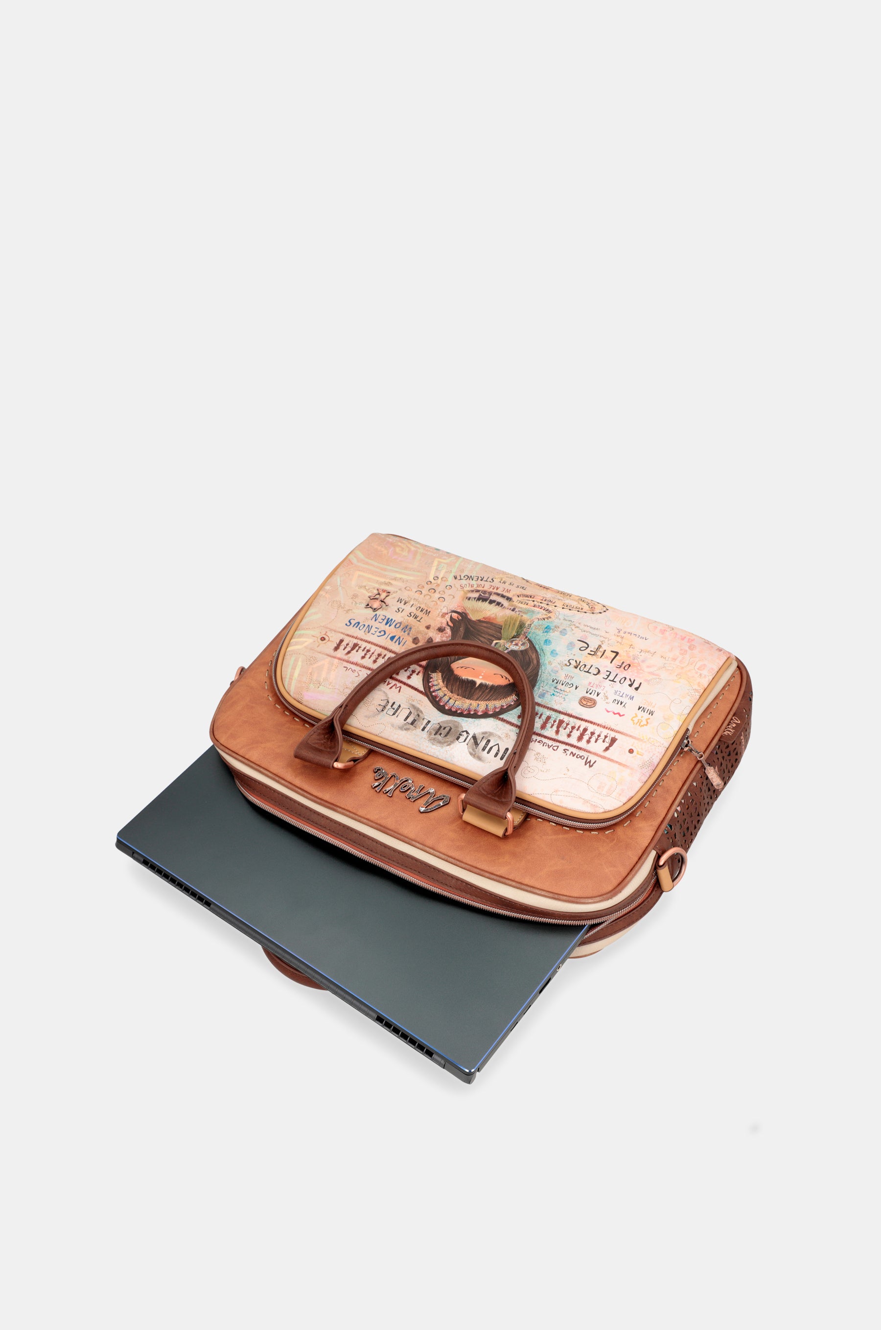 Menire briefcase