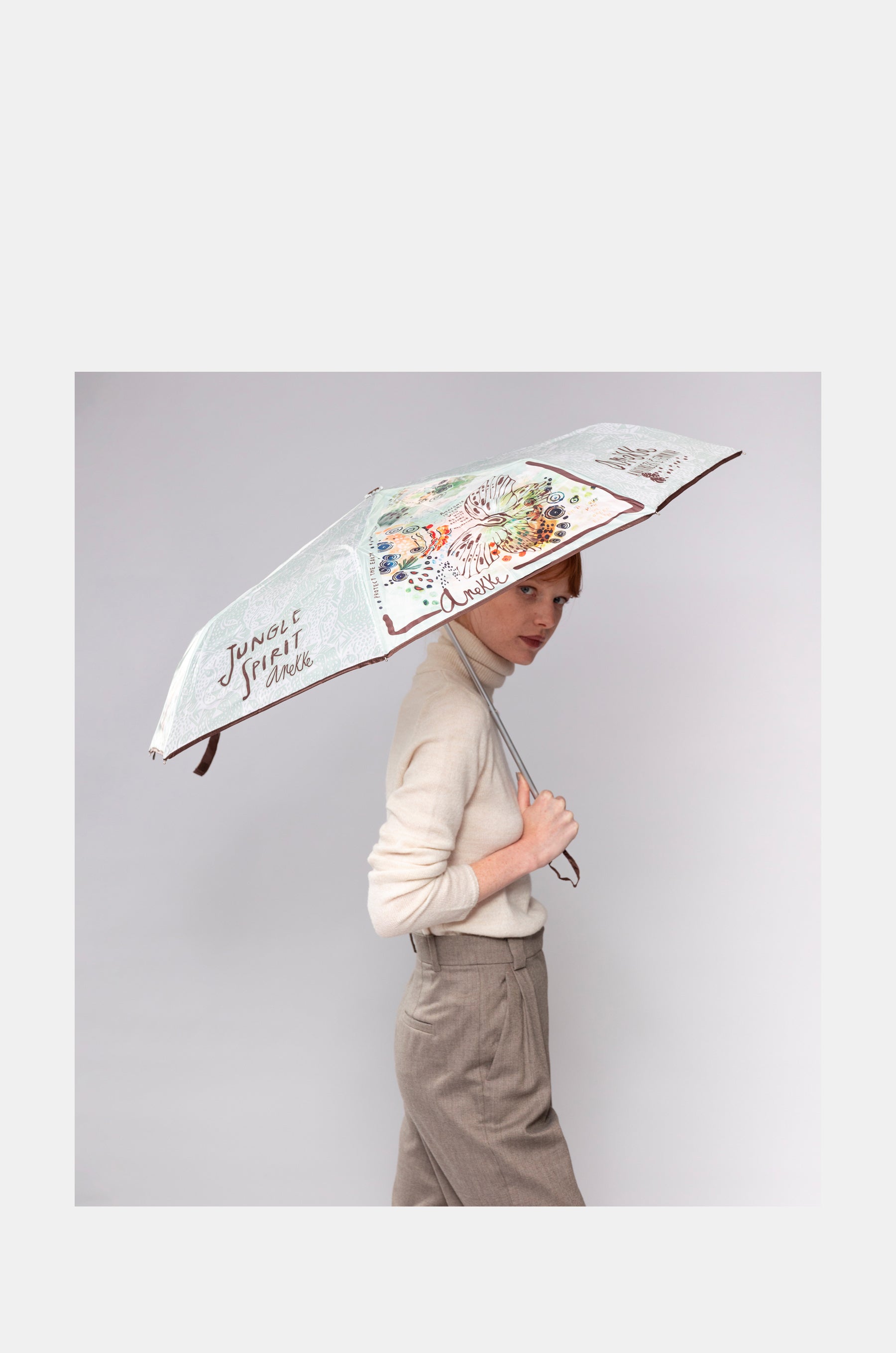 Amazonia manual folding umbrella