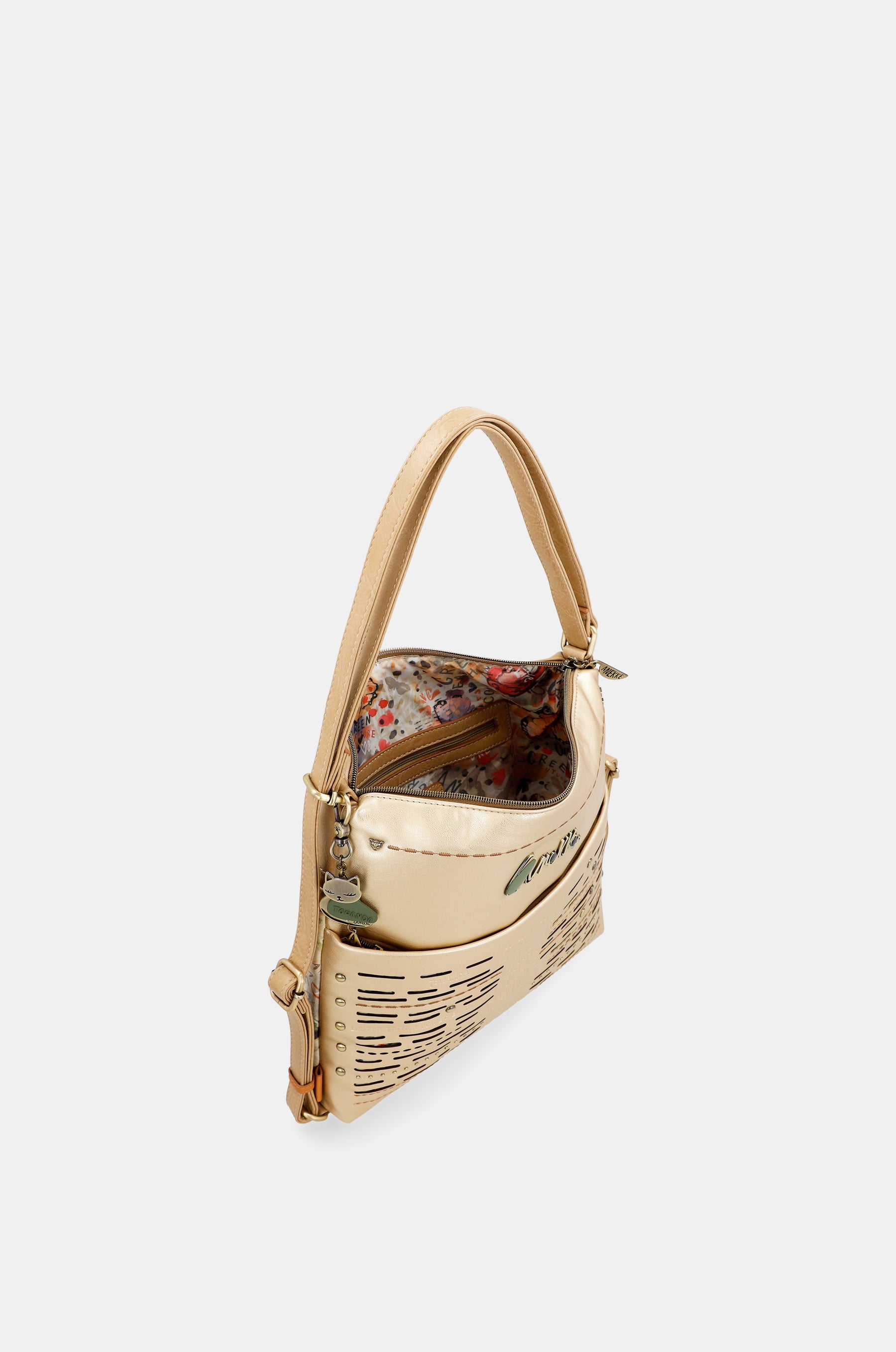 Nature Pachamama convertible golden bag into a rucksack