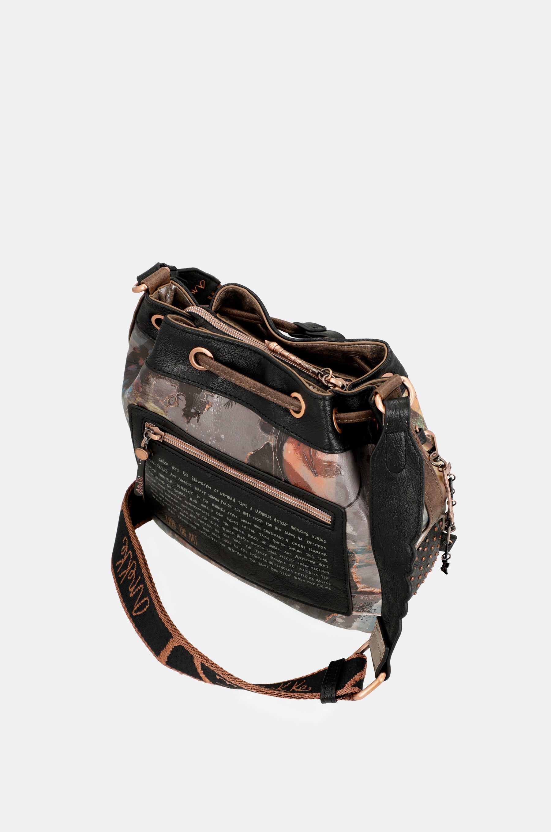 Shōen Anekke shoulder bag