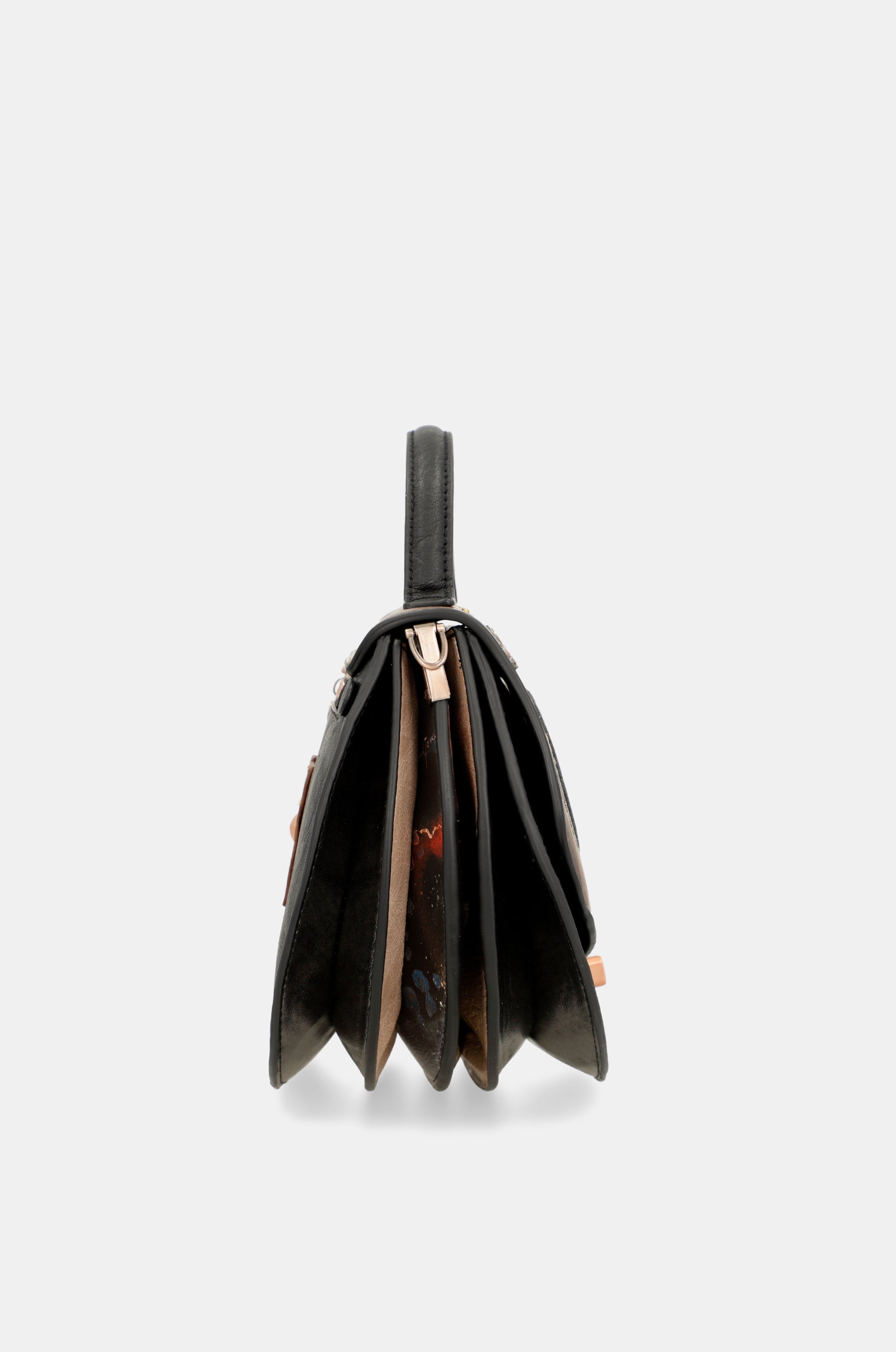 Shōen oval bag with flap