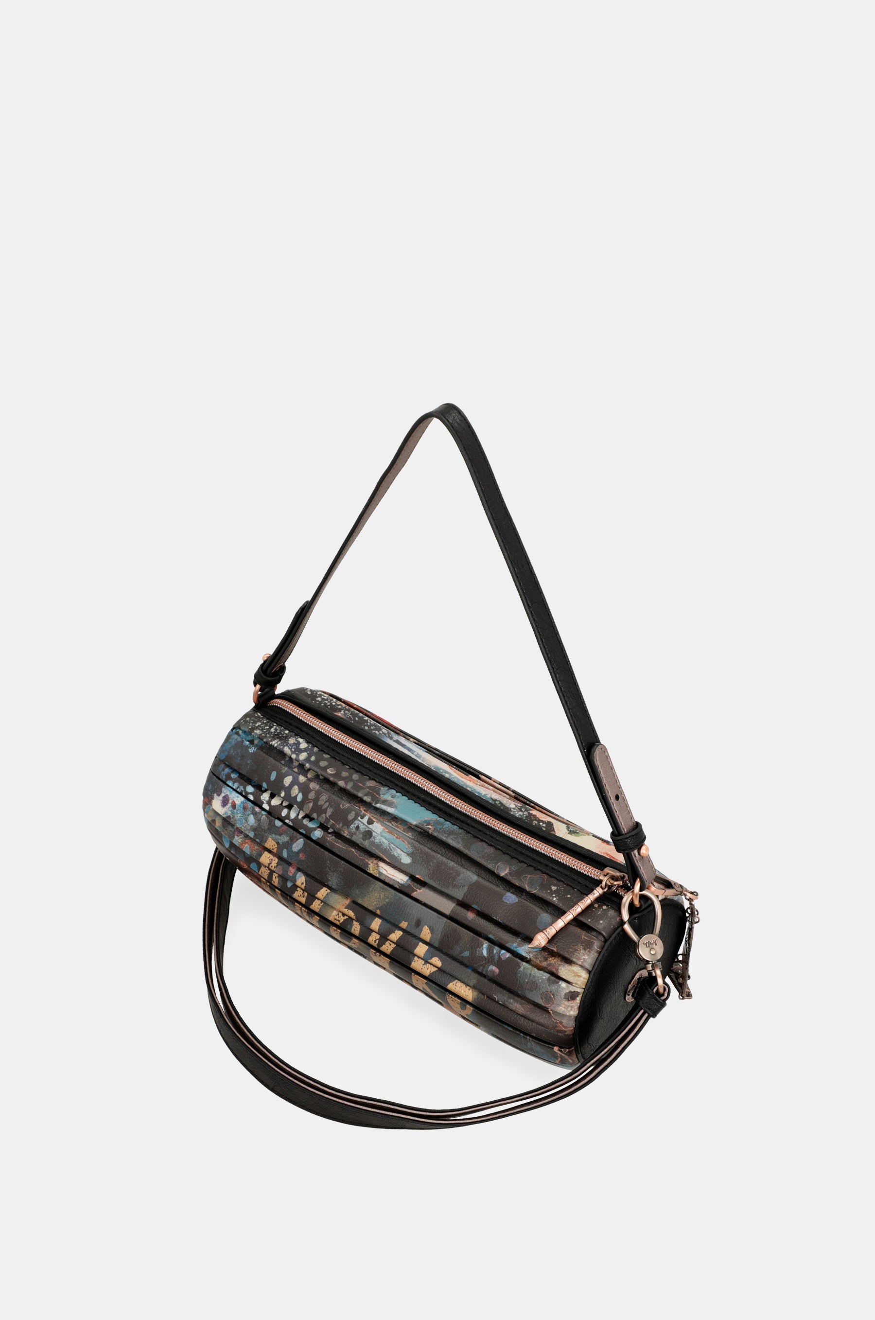 Shōen Palette pleated cylindrical bag