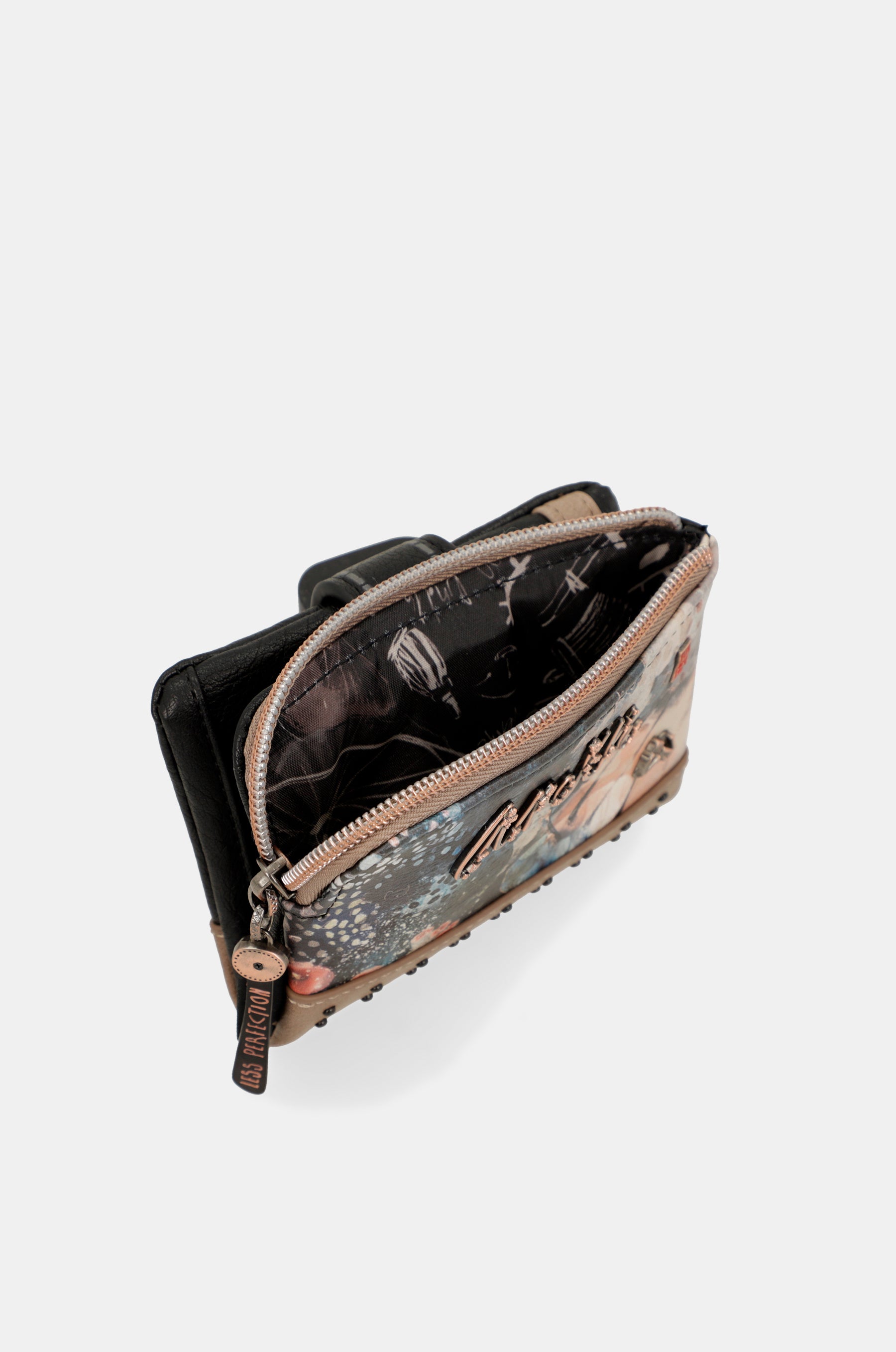 Shōen Brush small flexible wallet