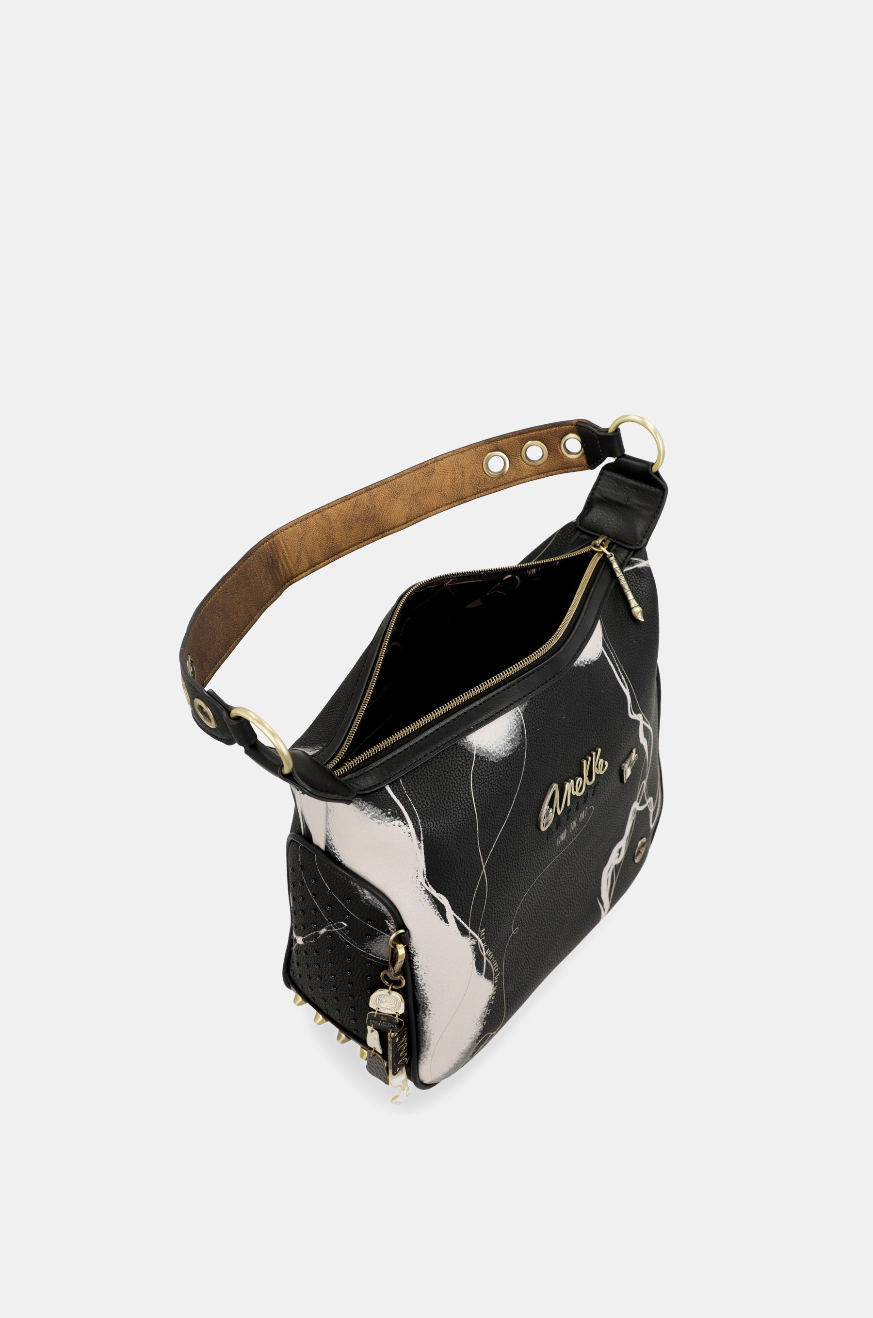 Nature Shodō black shoulder bag