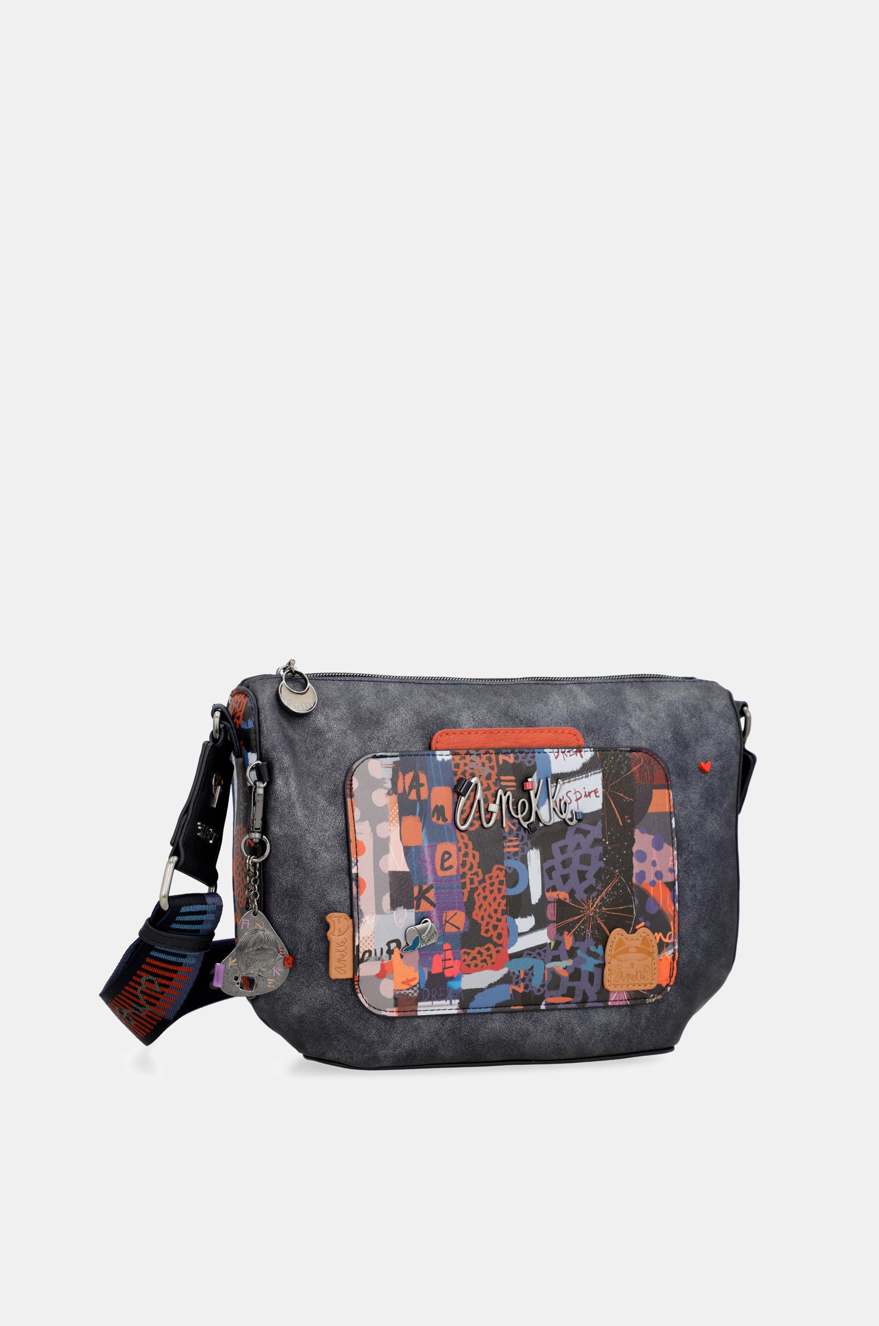 Kyomu medium shoulder bag