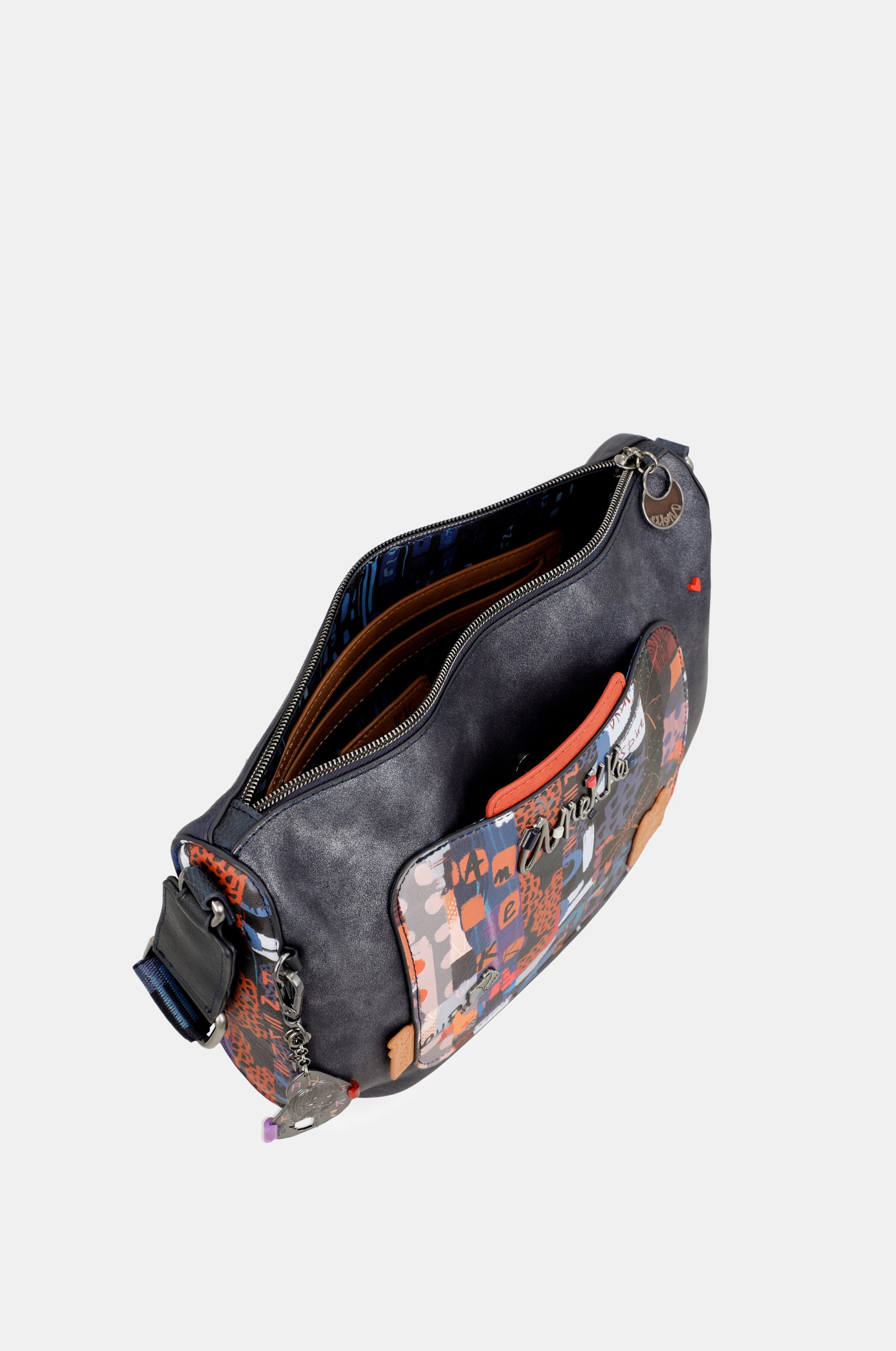 Kyomu medium shoulder bag
