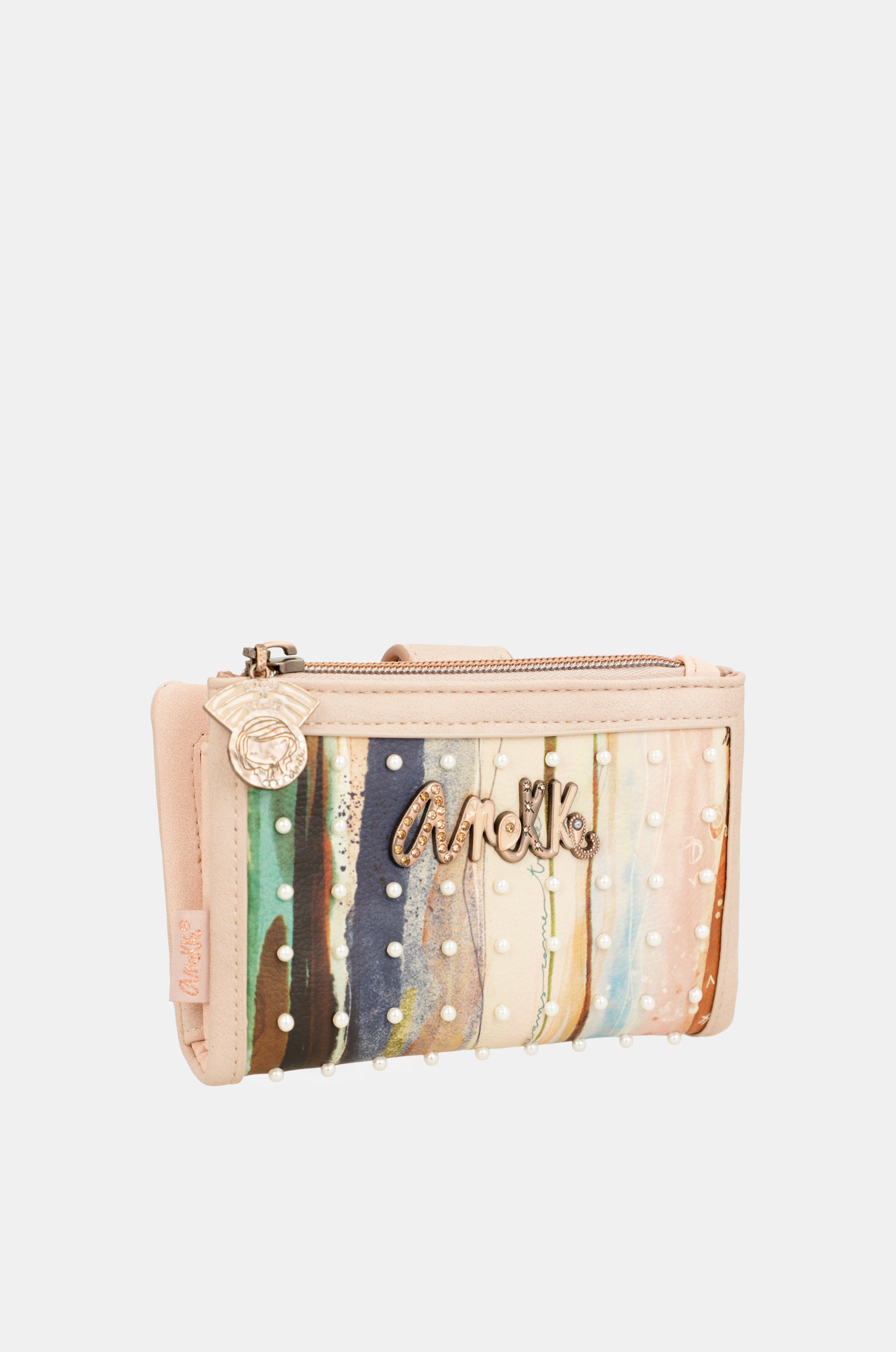 Studio nude flexible RFID wallet
