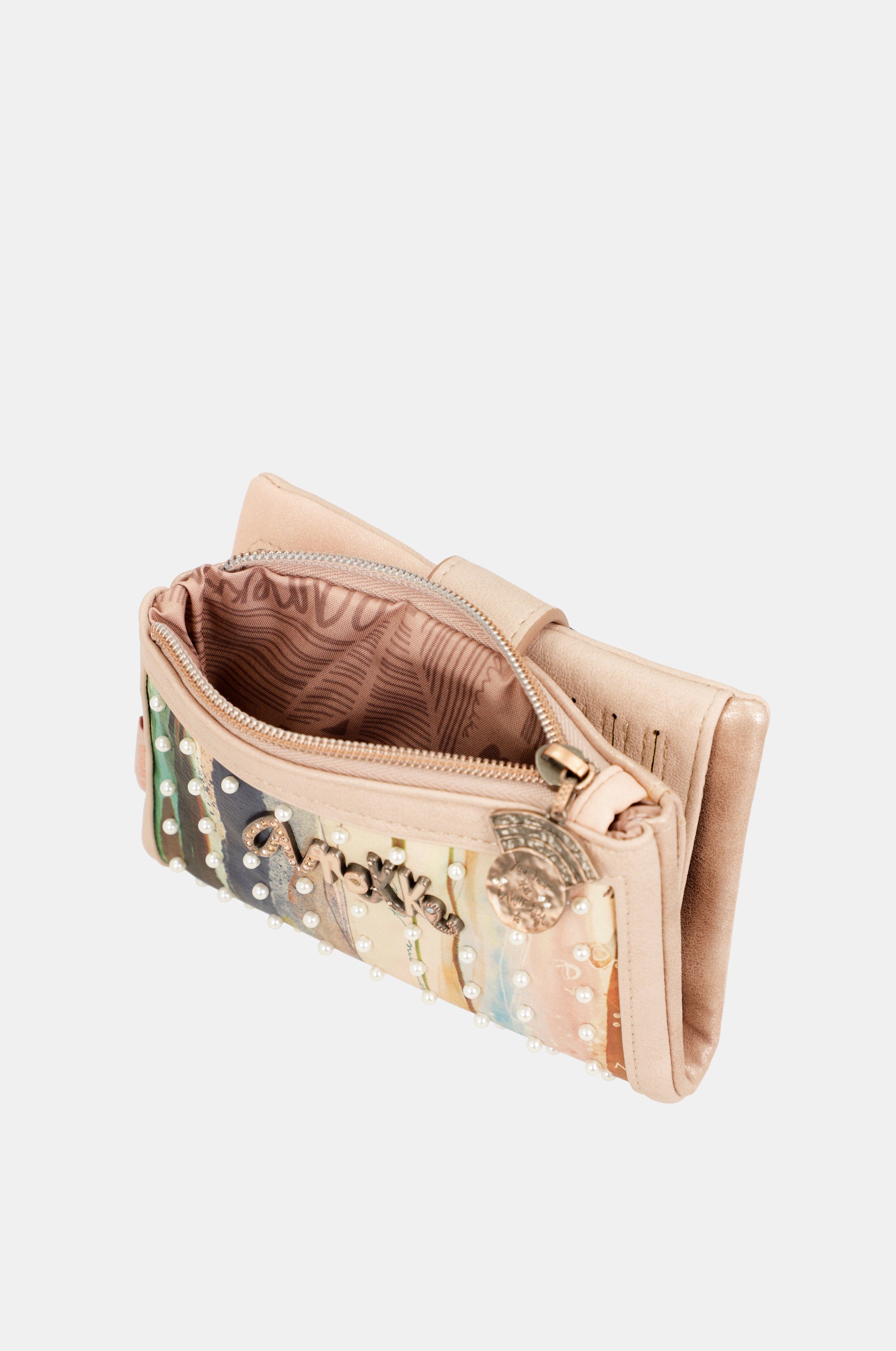 Studio nude flexible RFID wallet