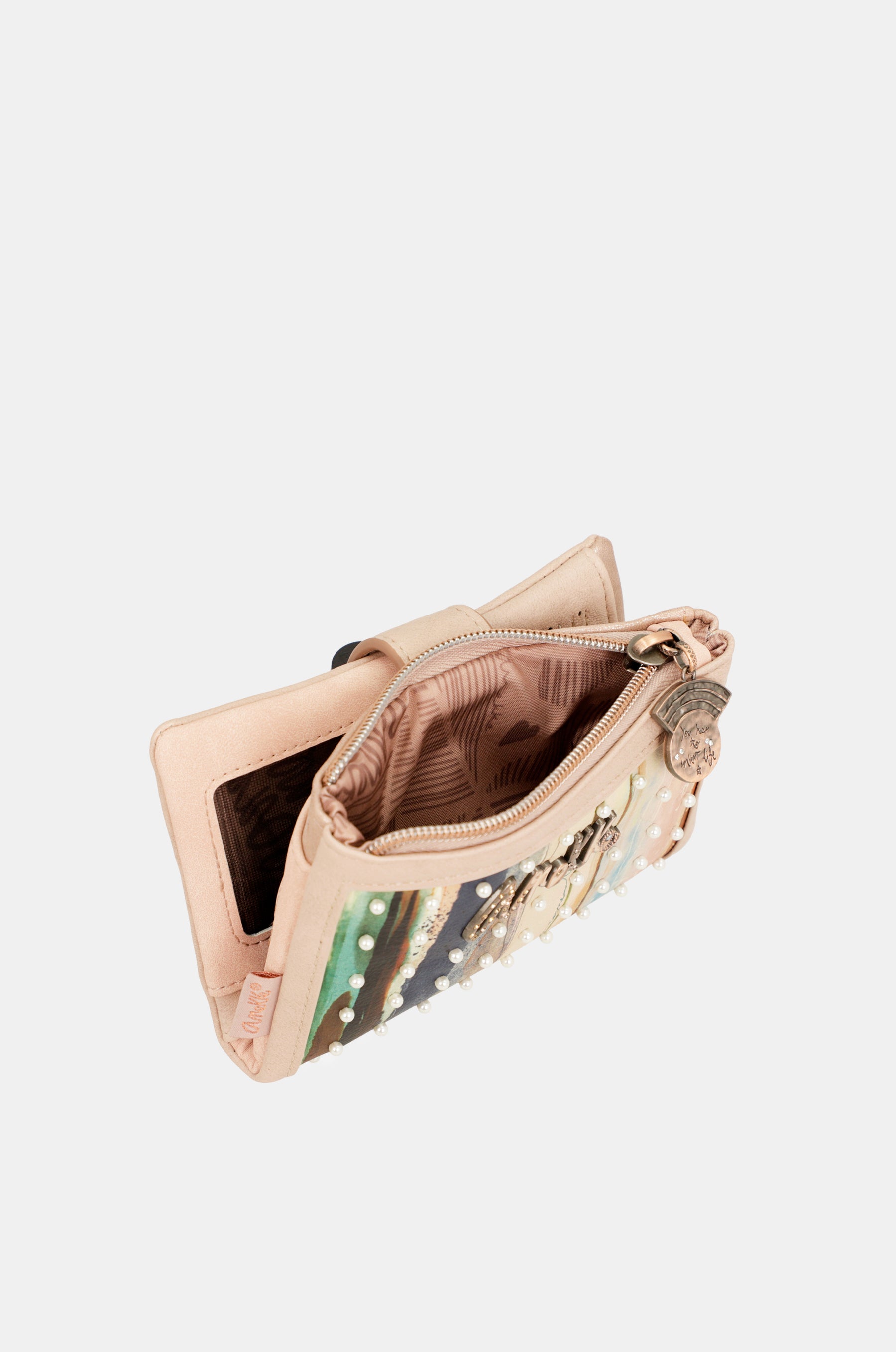Studio nude flexible RFID wallet