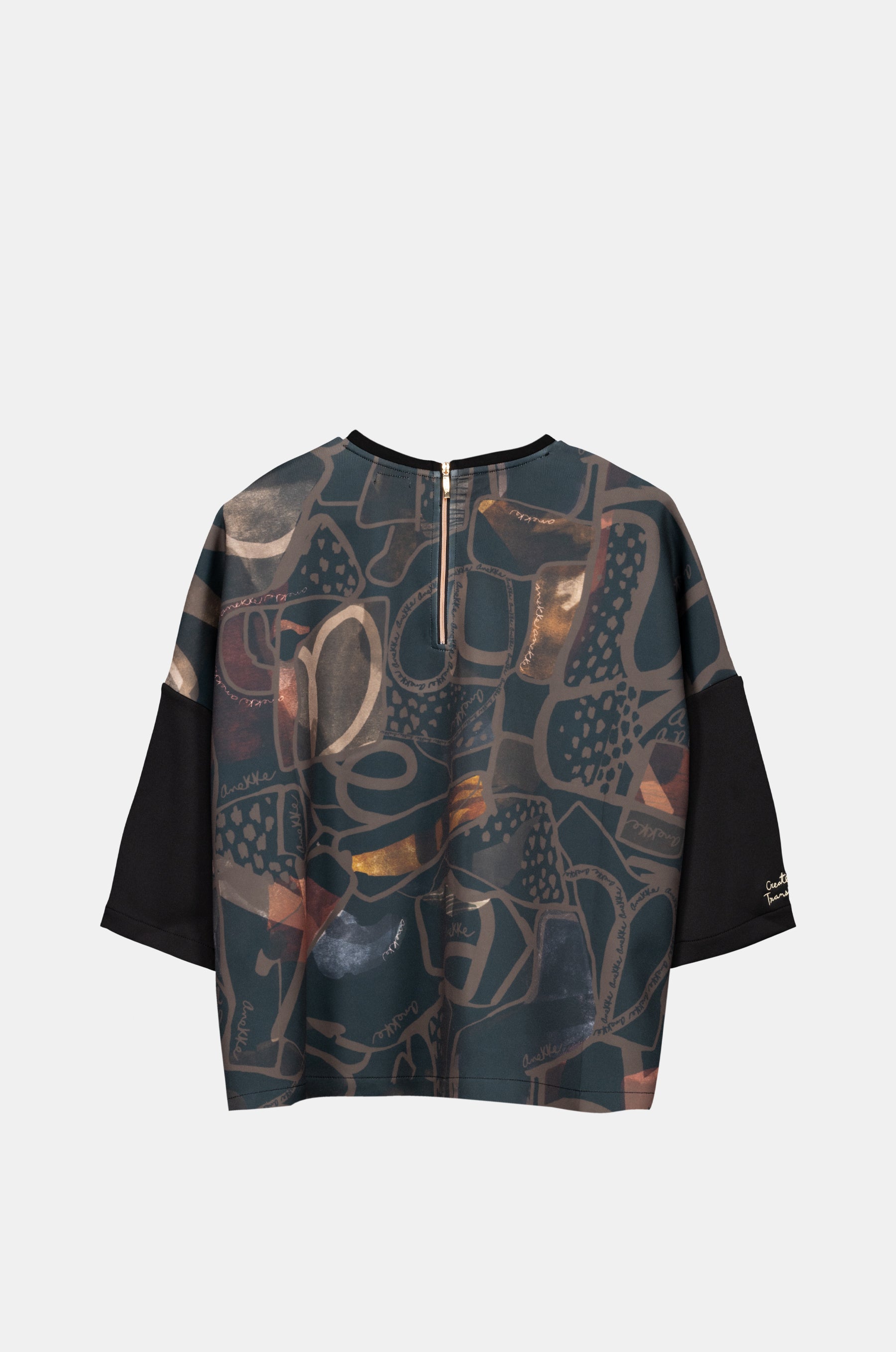 Black logo sweatshirt