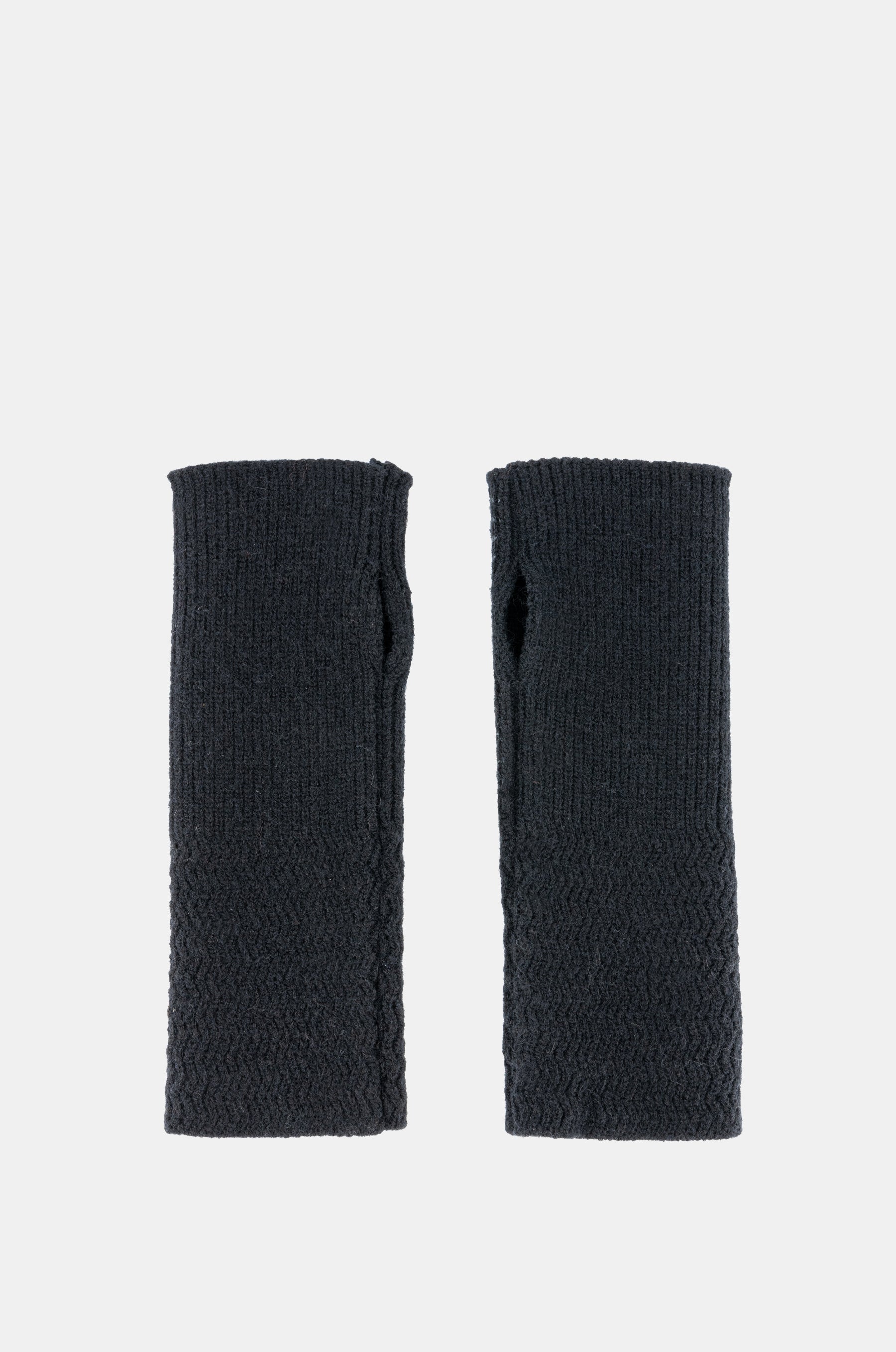 Black knitted gloves