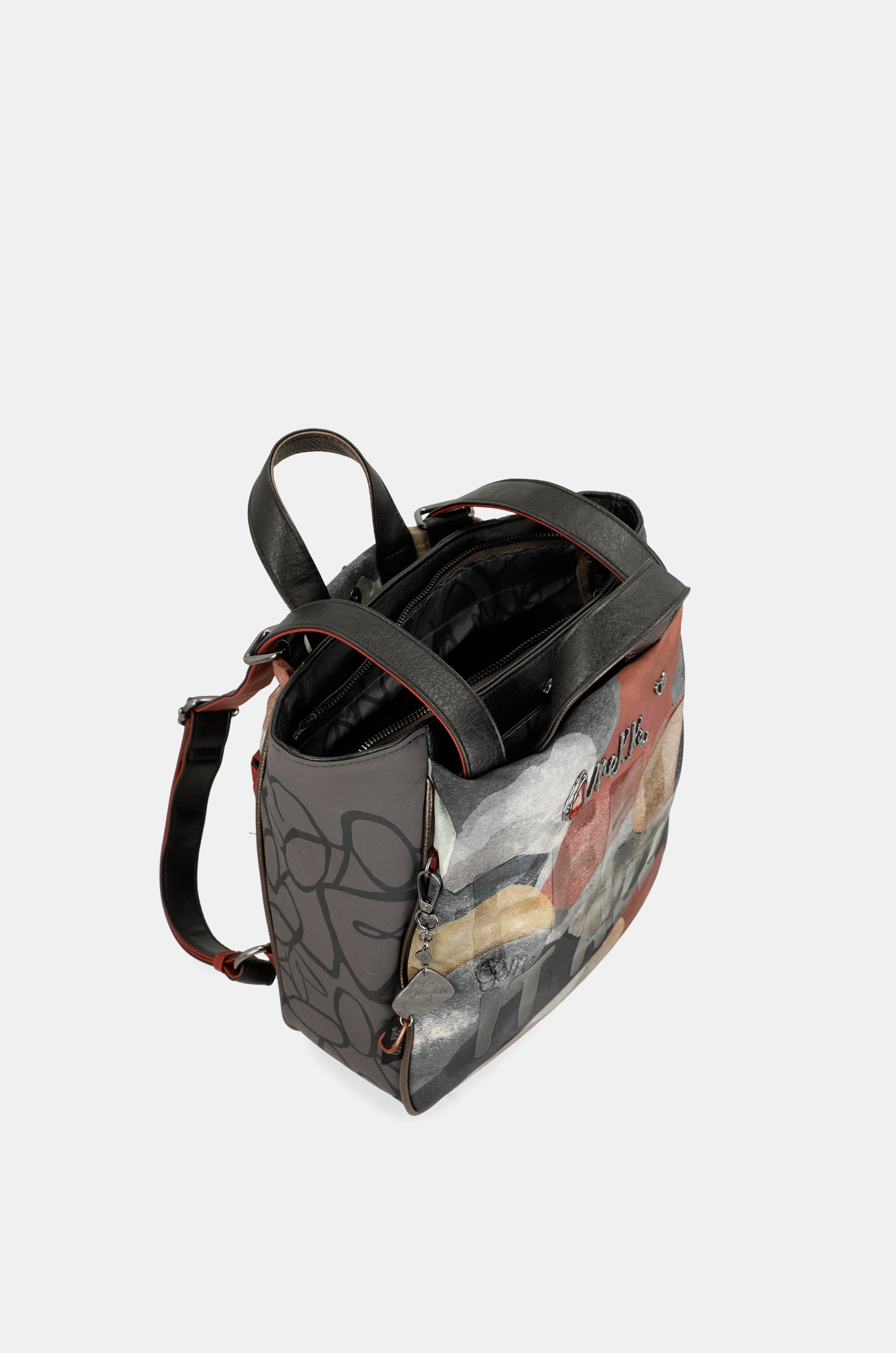 Imaginary medium backpack