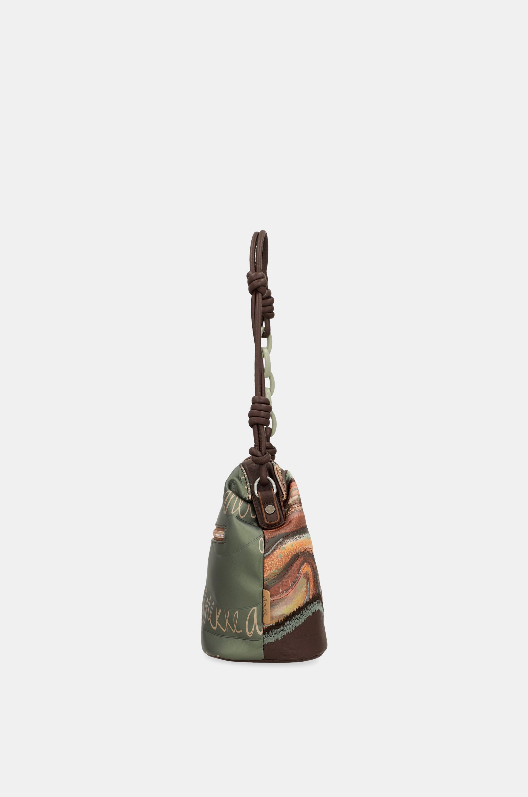Outer bucket-shape bag