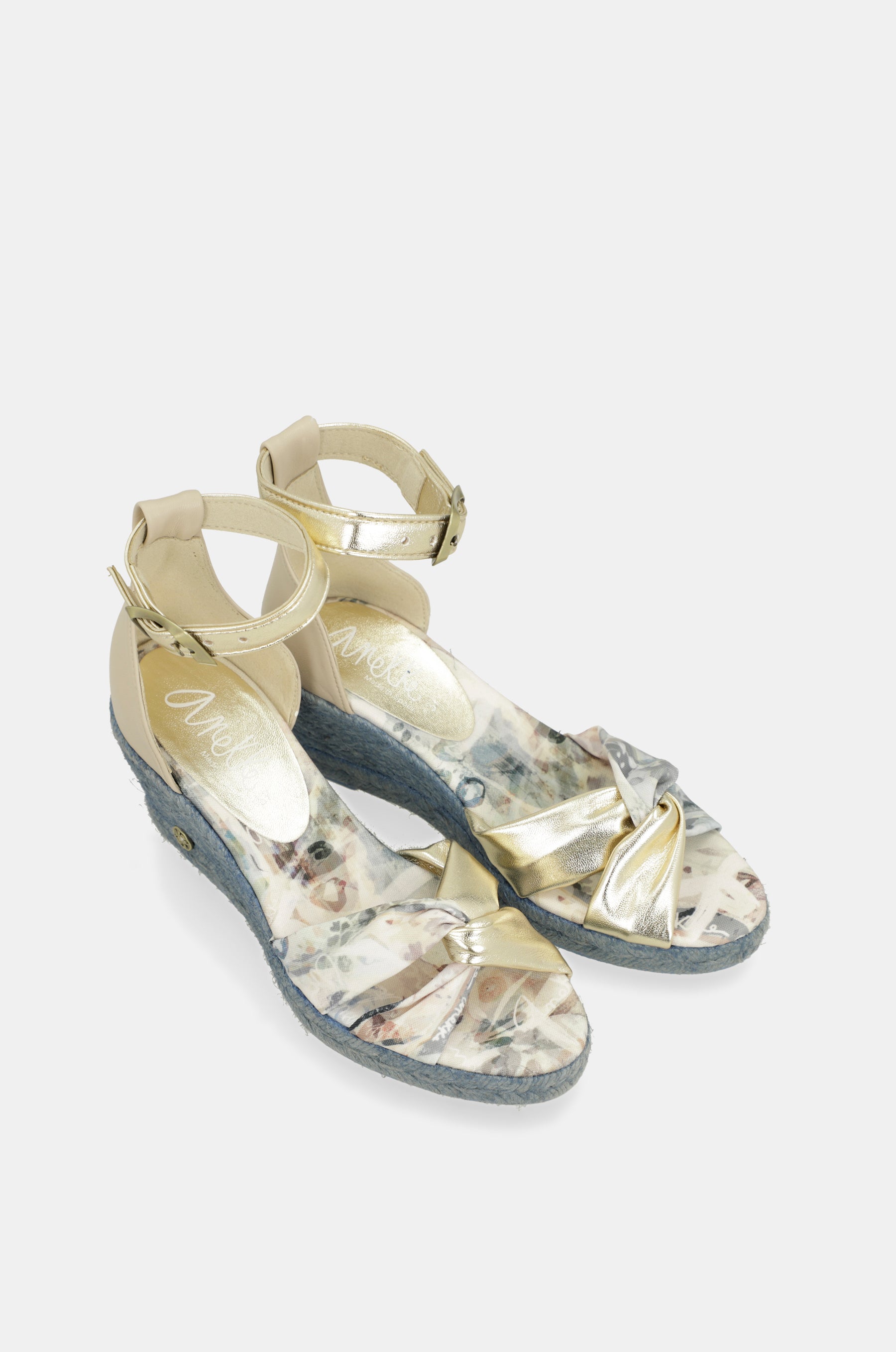Blue wedge sandals Memories