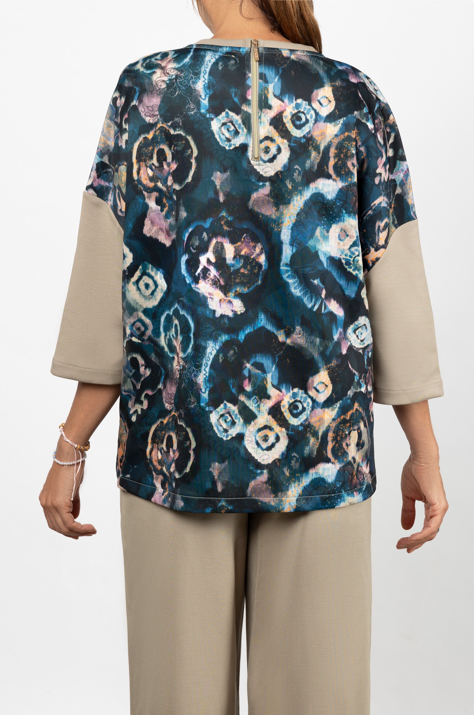 Manifesto sweatshirt