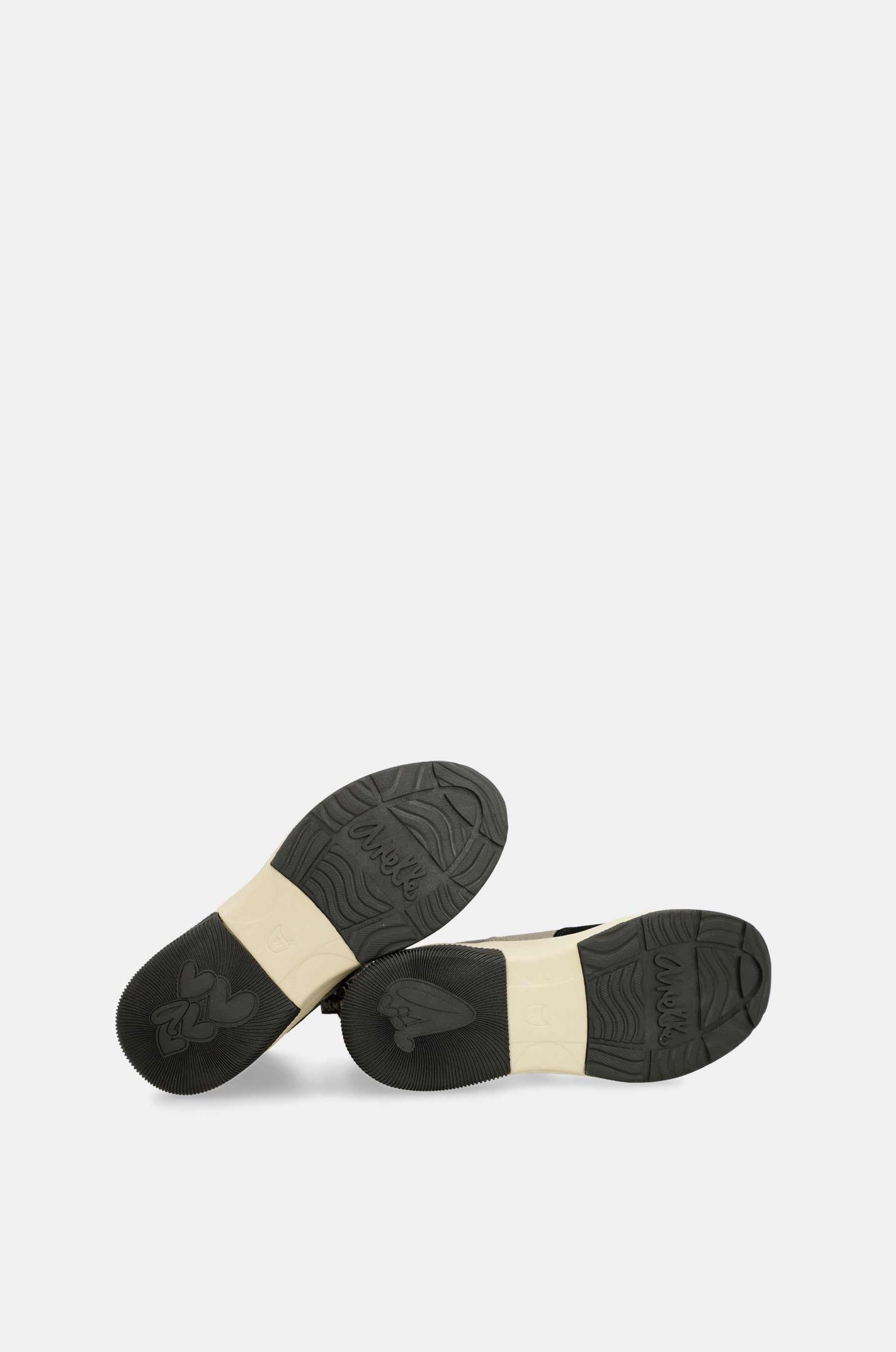 Metallic black sporty ankle boot