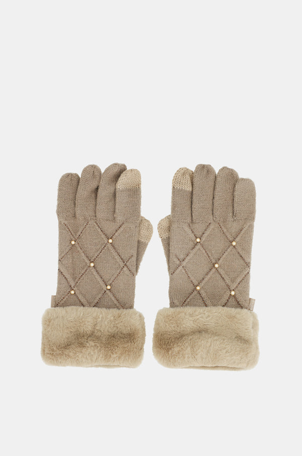 Beige knitted gloves with details