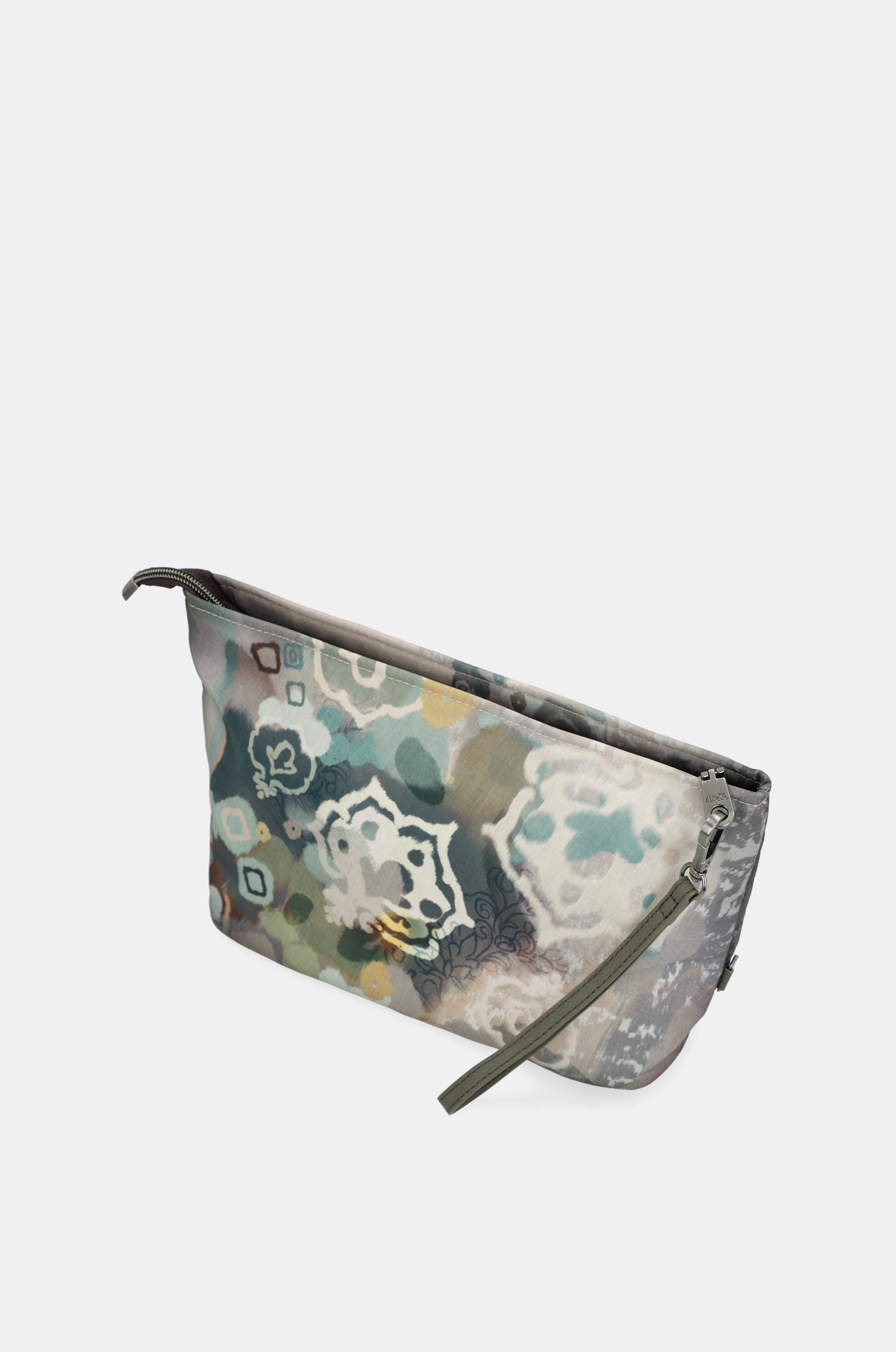 Large travel toiletry bag