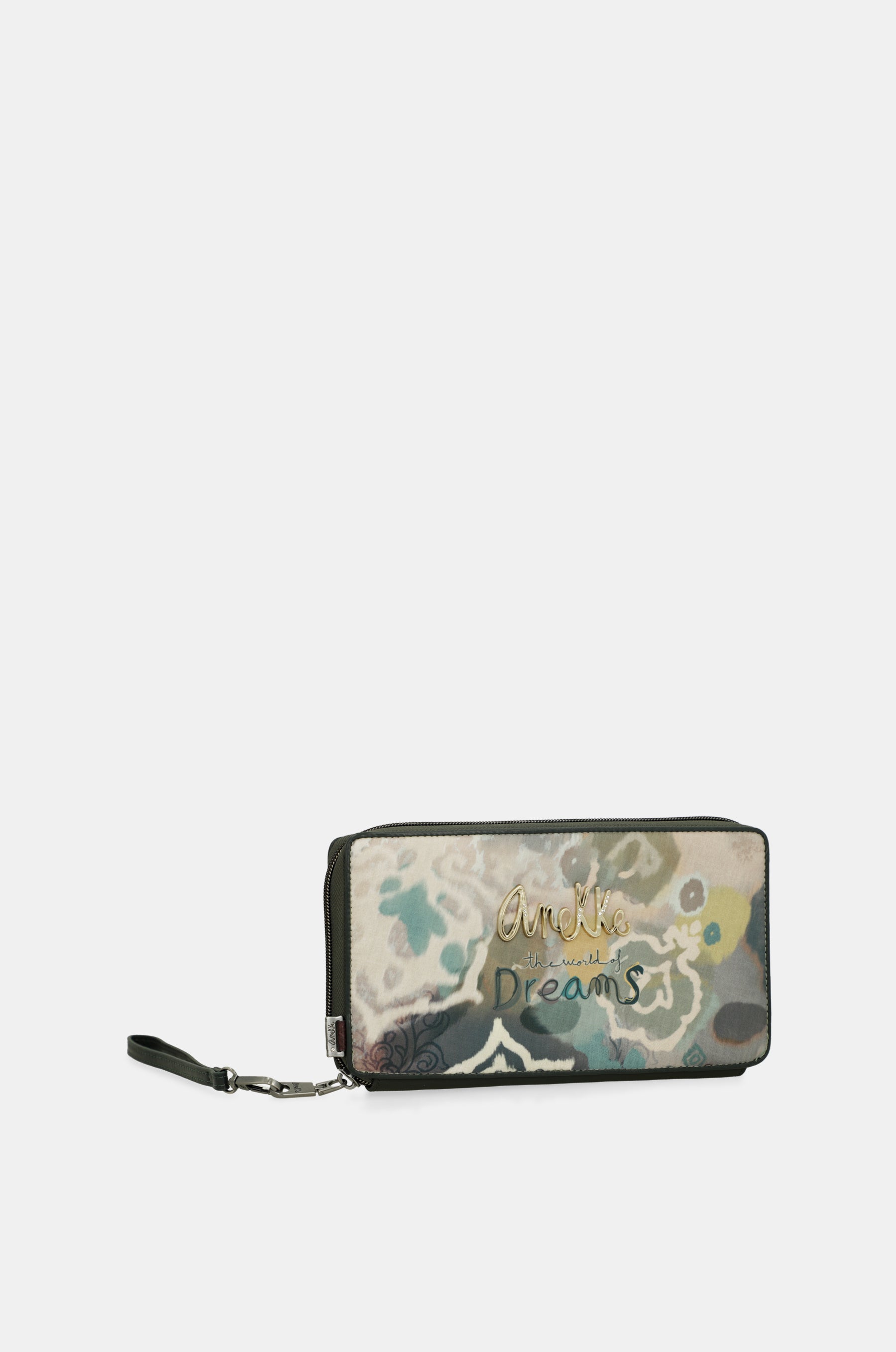 Real travel wallet