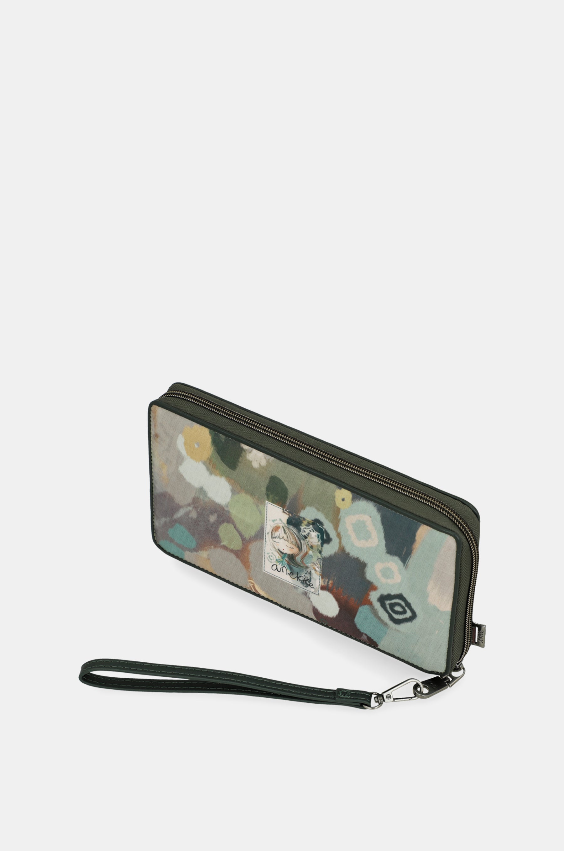 Real travel wallet