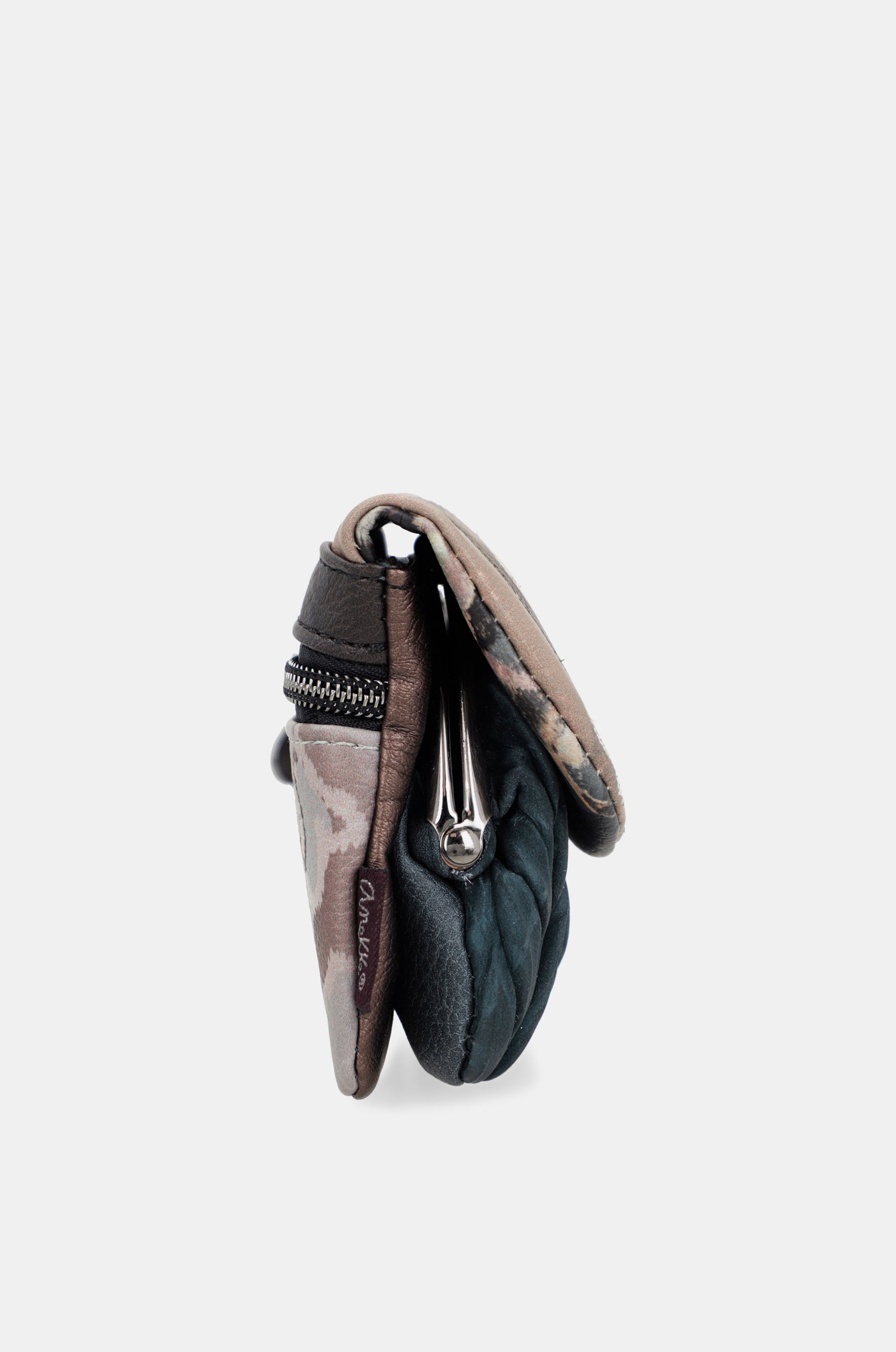 Real coin purse with flap