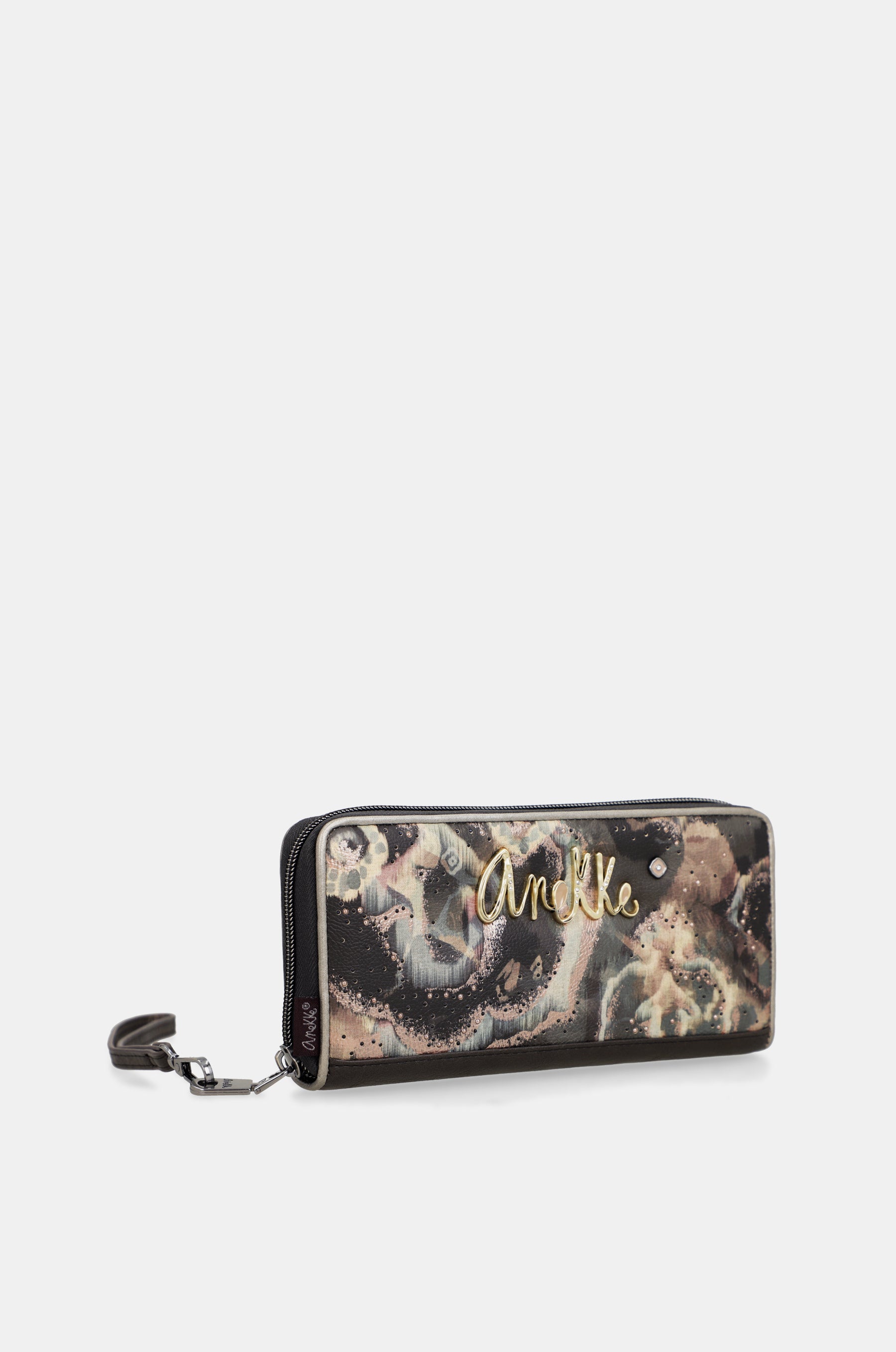 Manifesto large printed RFID wallet