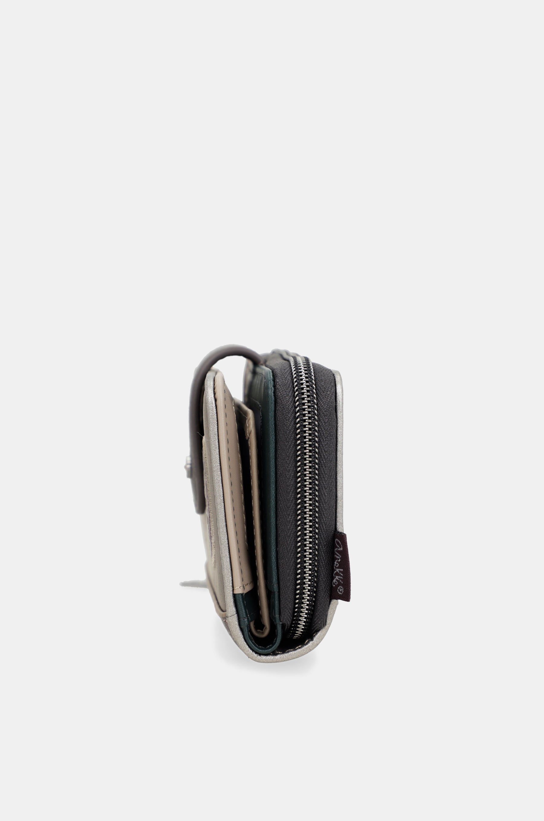Manifesto medium wallet