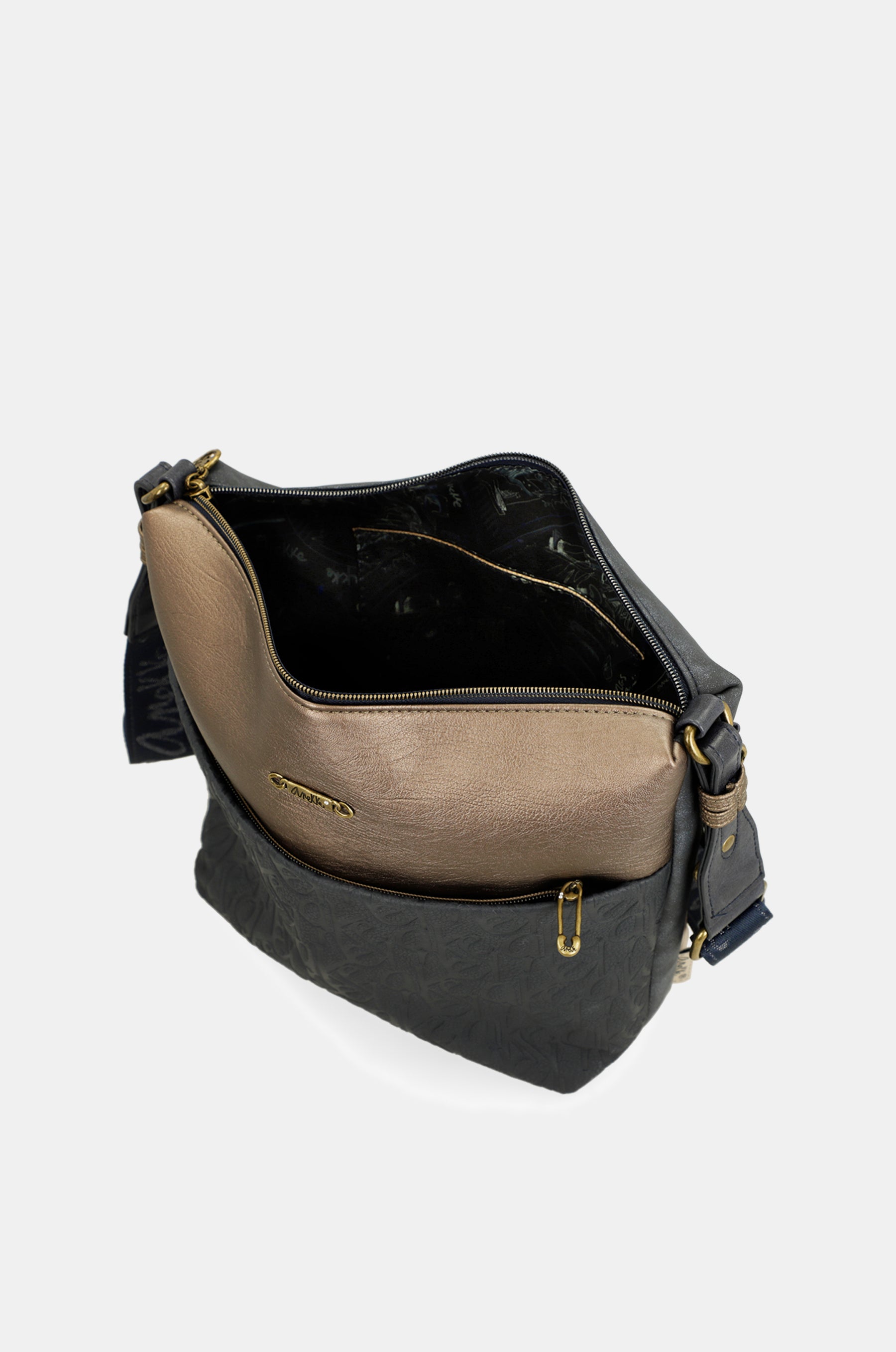 Studio large crossbody bag with front pocket