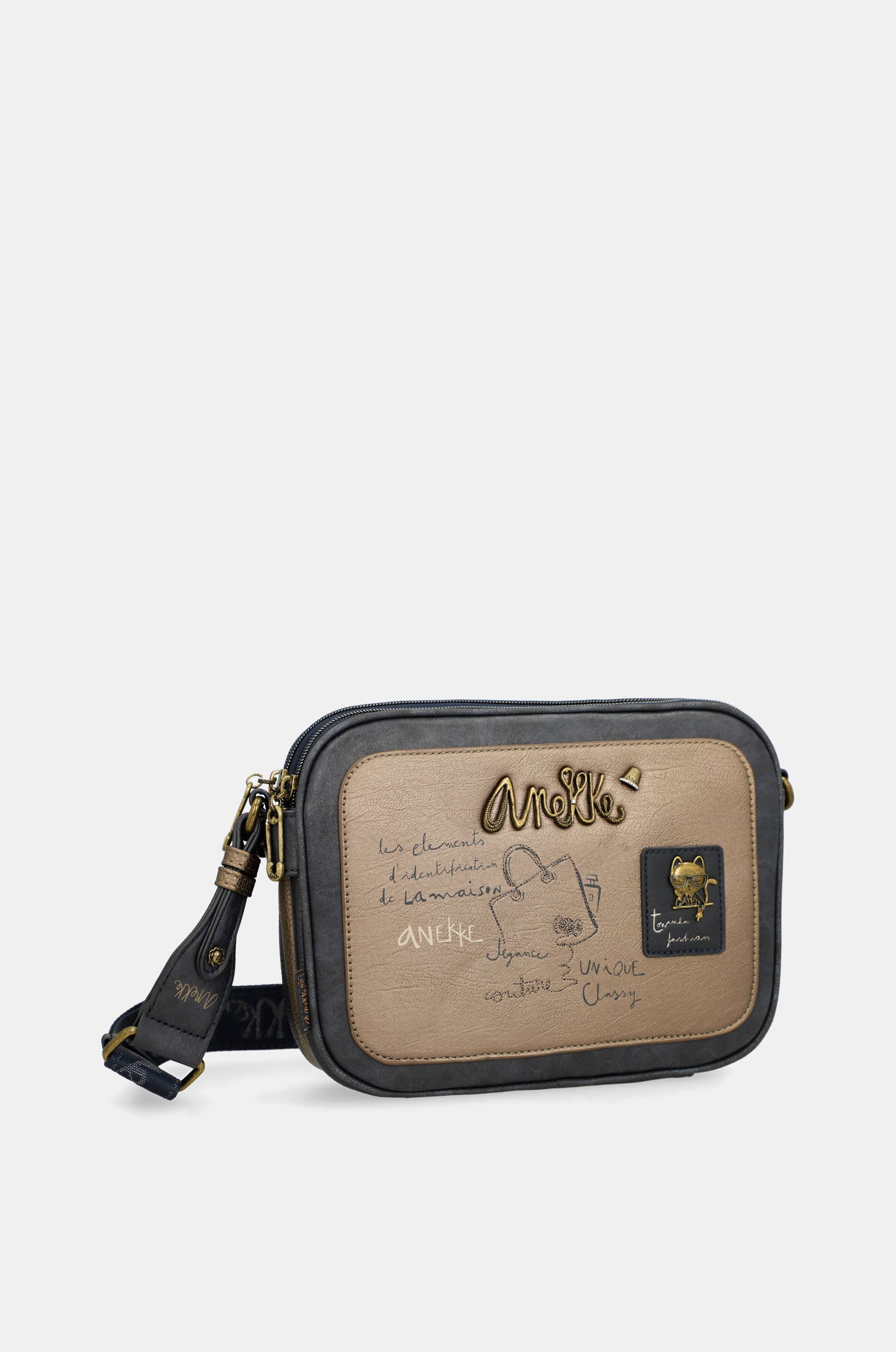 Boutique 3-compartment crossbody bag