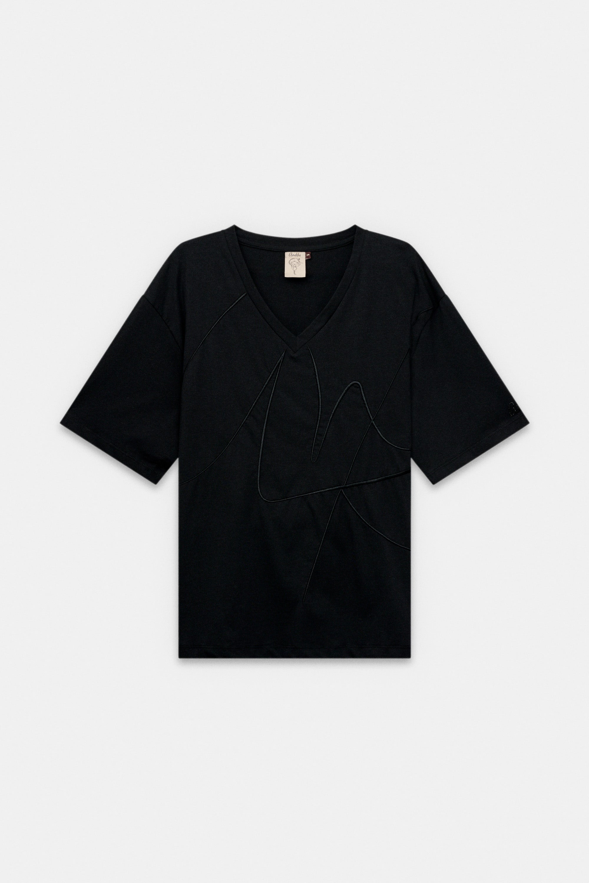 Black T-shirt