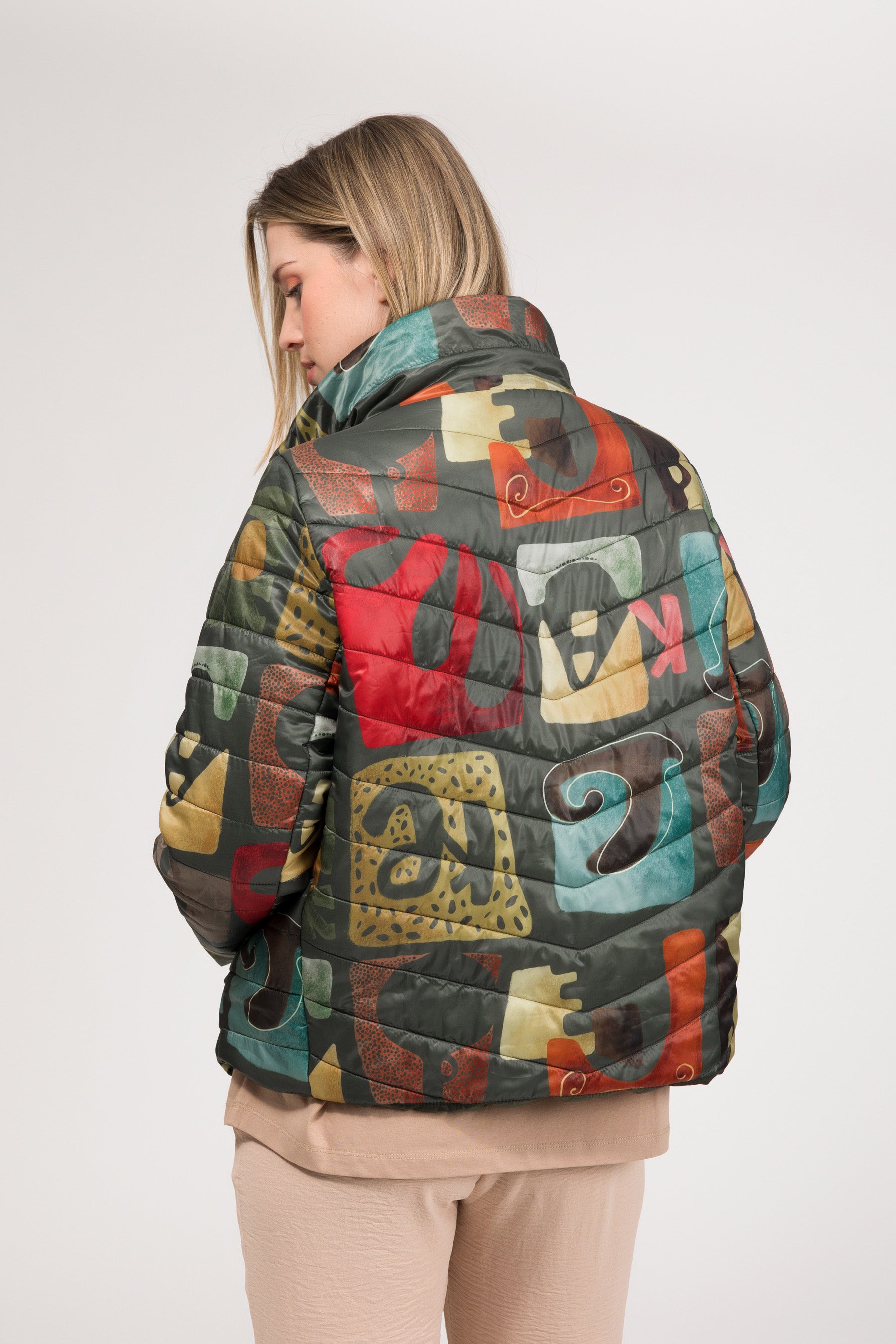 Reversible jacket Amphora