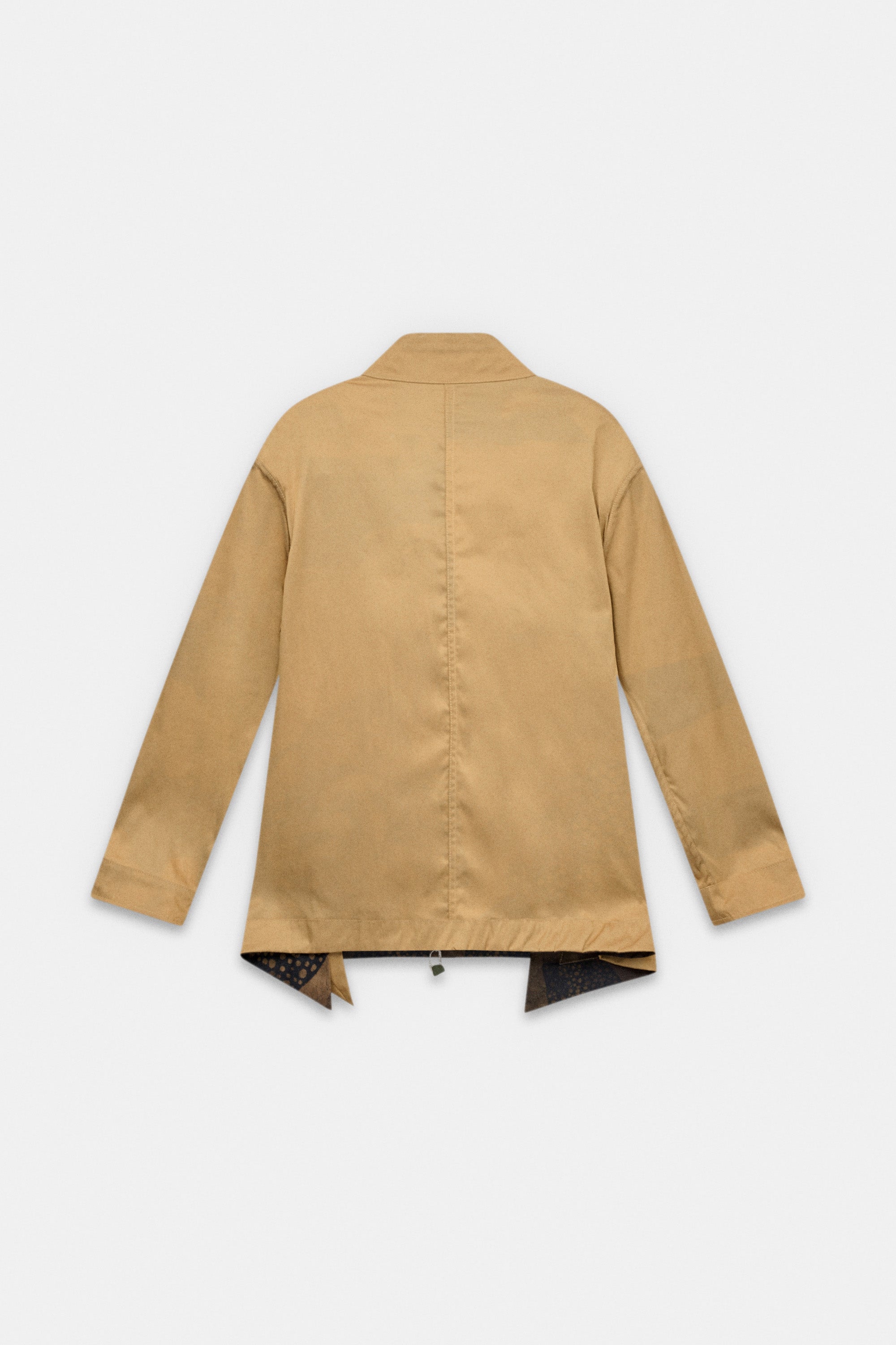 Lightweight reversible jacket
