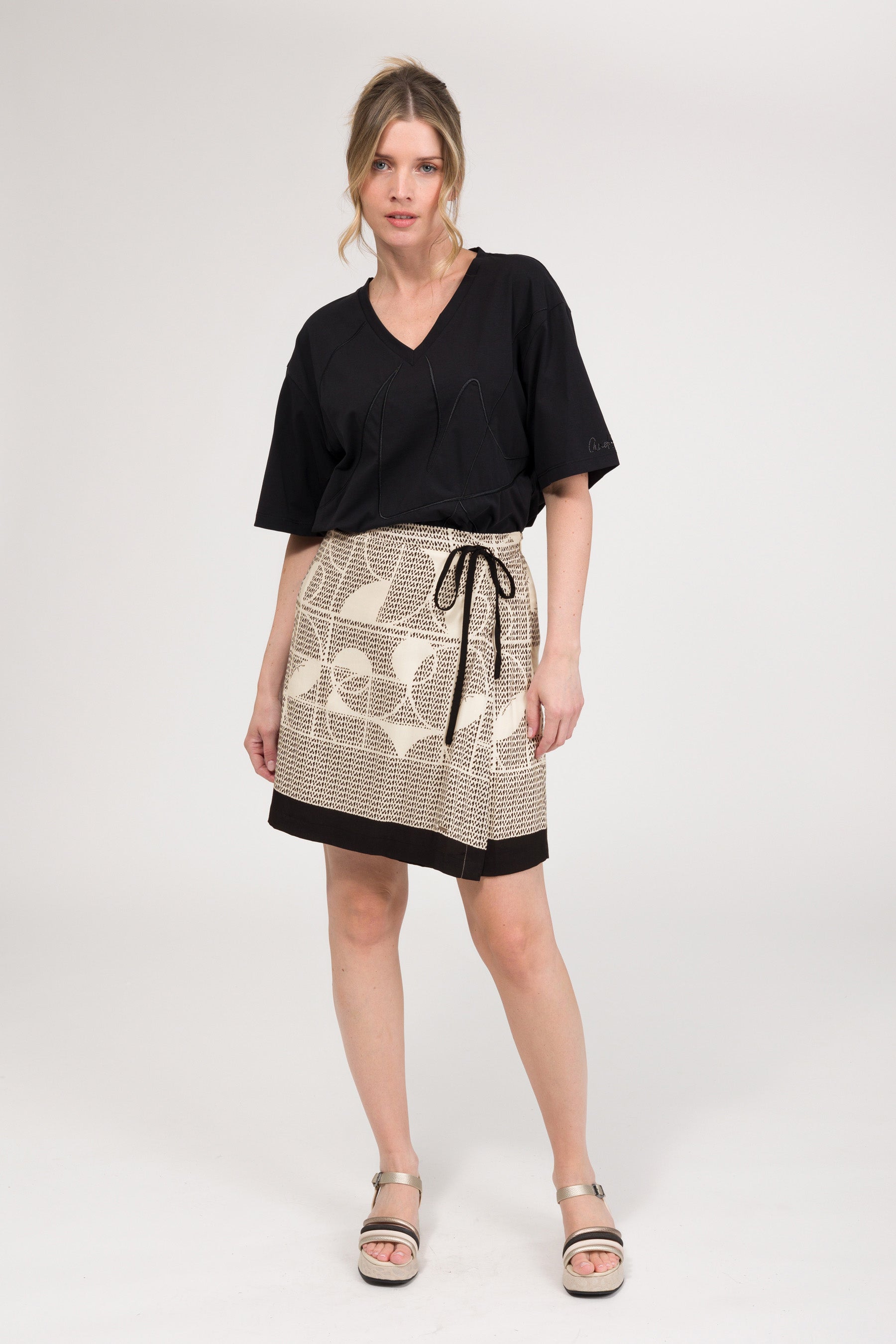 Black and white short skirt