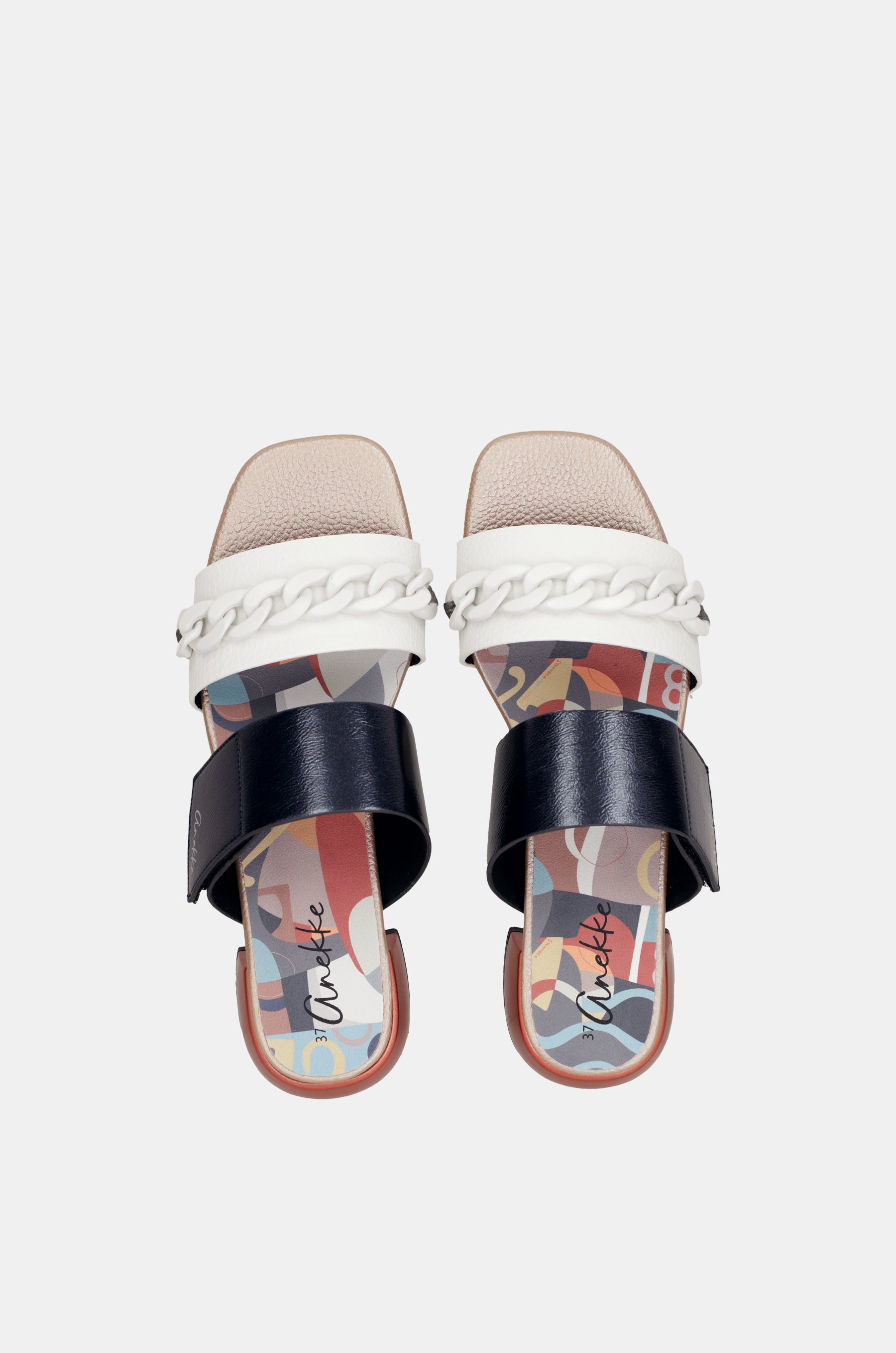 Eikon heeled sandals with chain links