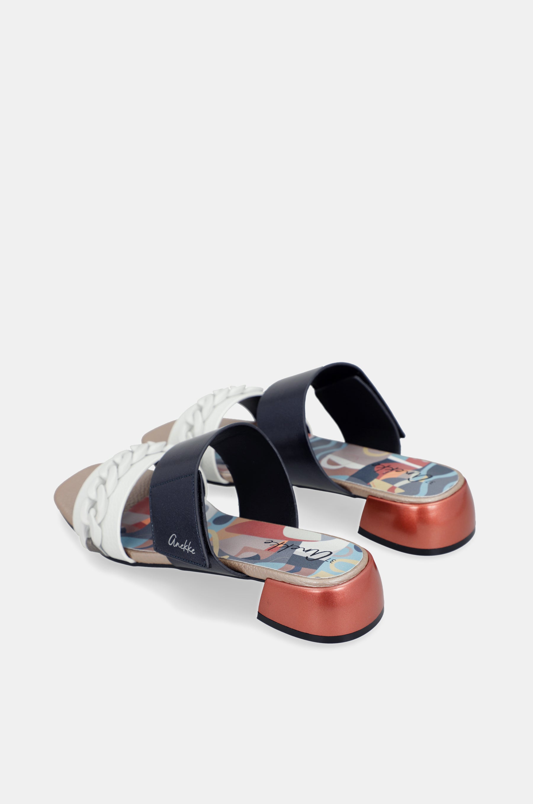 Eikon heeled sandals with chain links