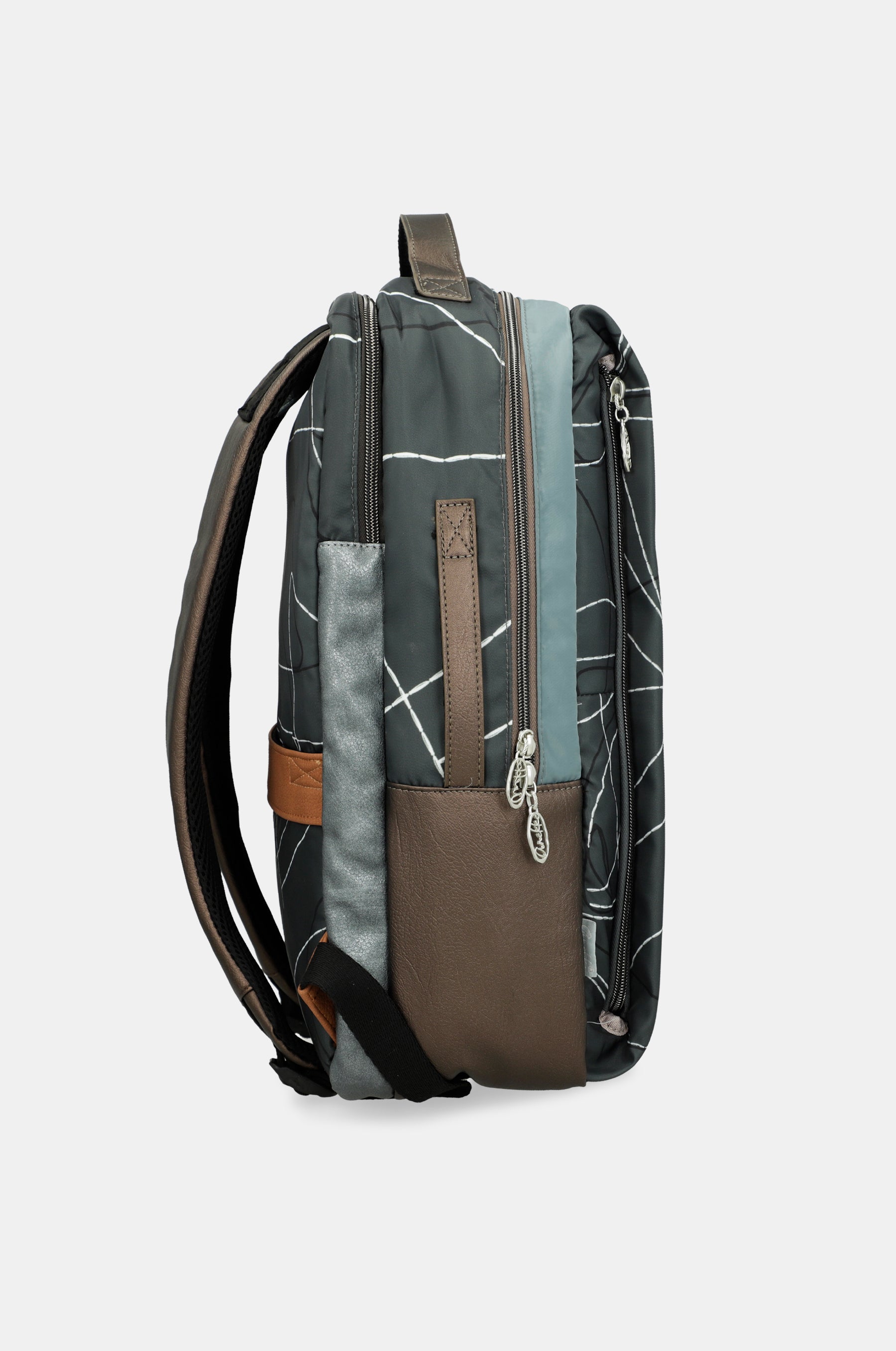 Travel backpack Auralis