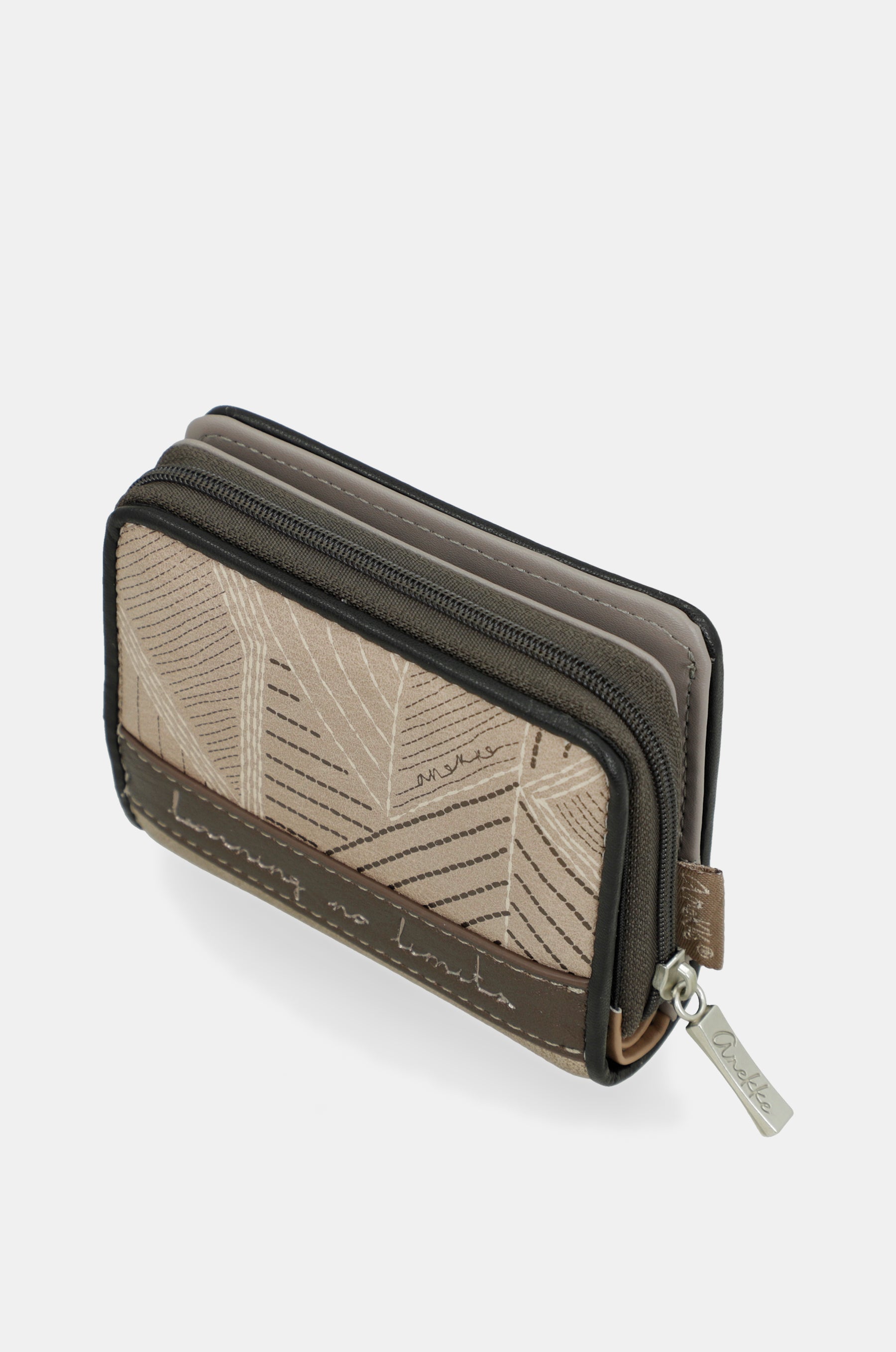 Small rigid RFID wallet Sophia