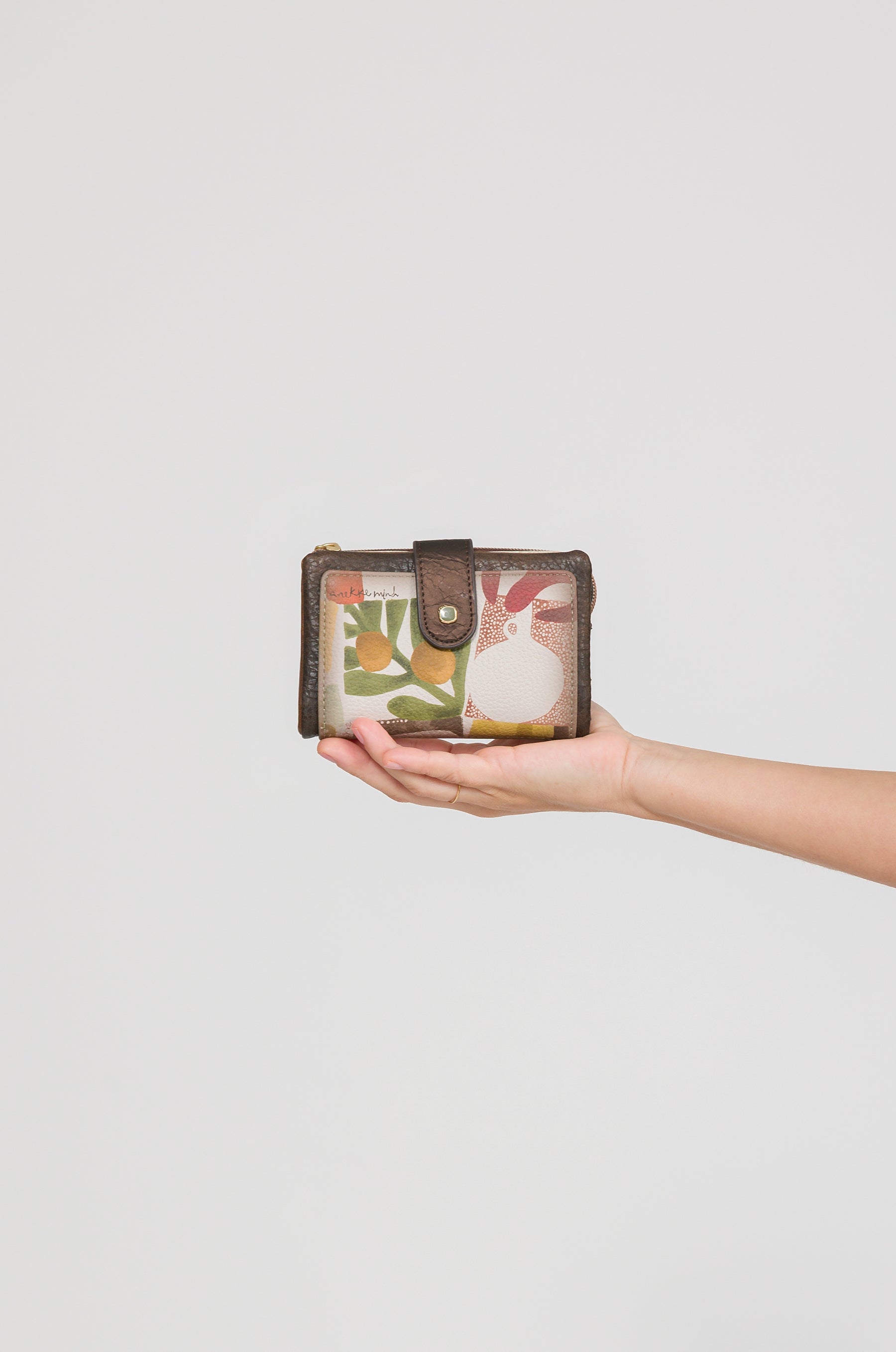 Medium soft RFID purse Muse