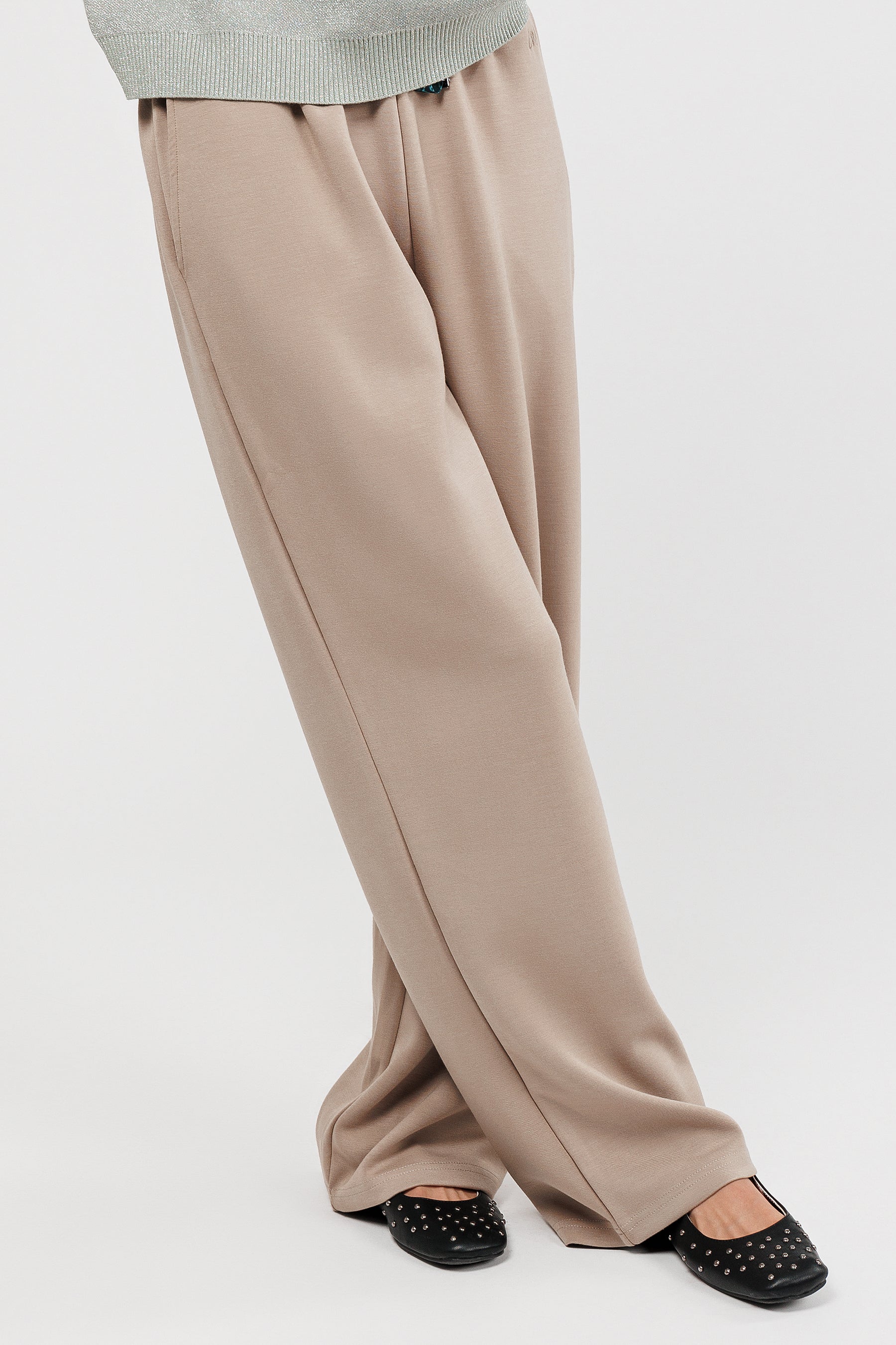 Army green trousers