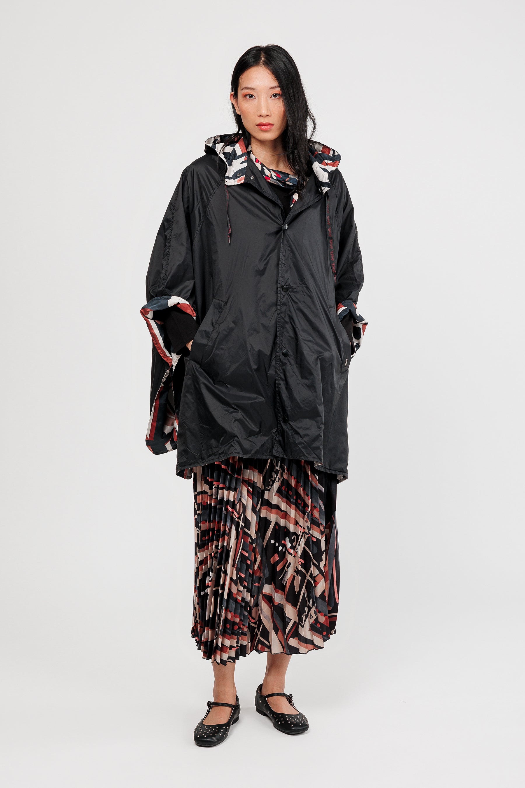 Mademoiselle raincoat